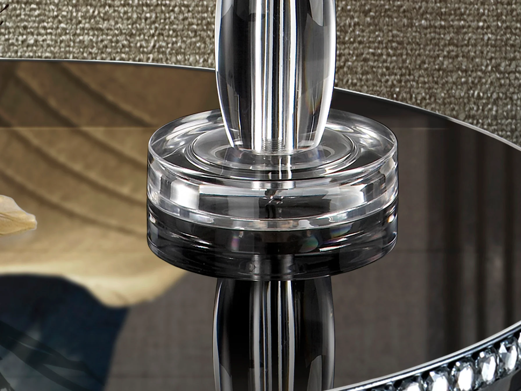 Lin Clear Table Lamp W/Shade - Image 5
