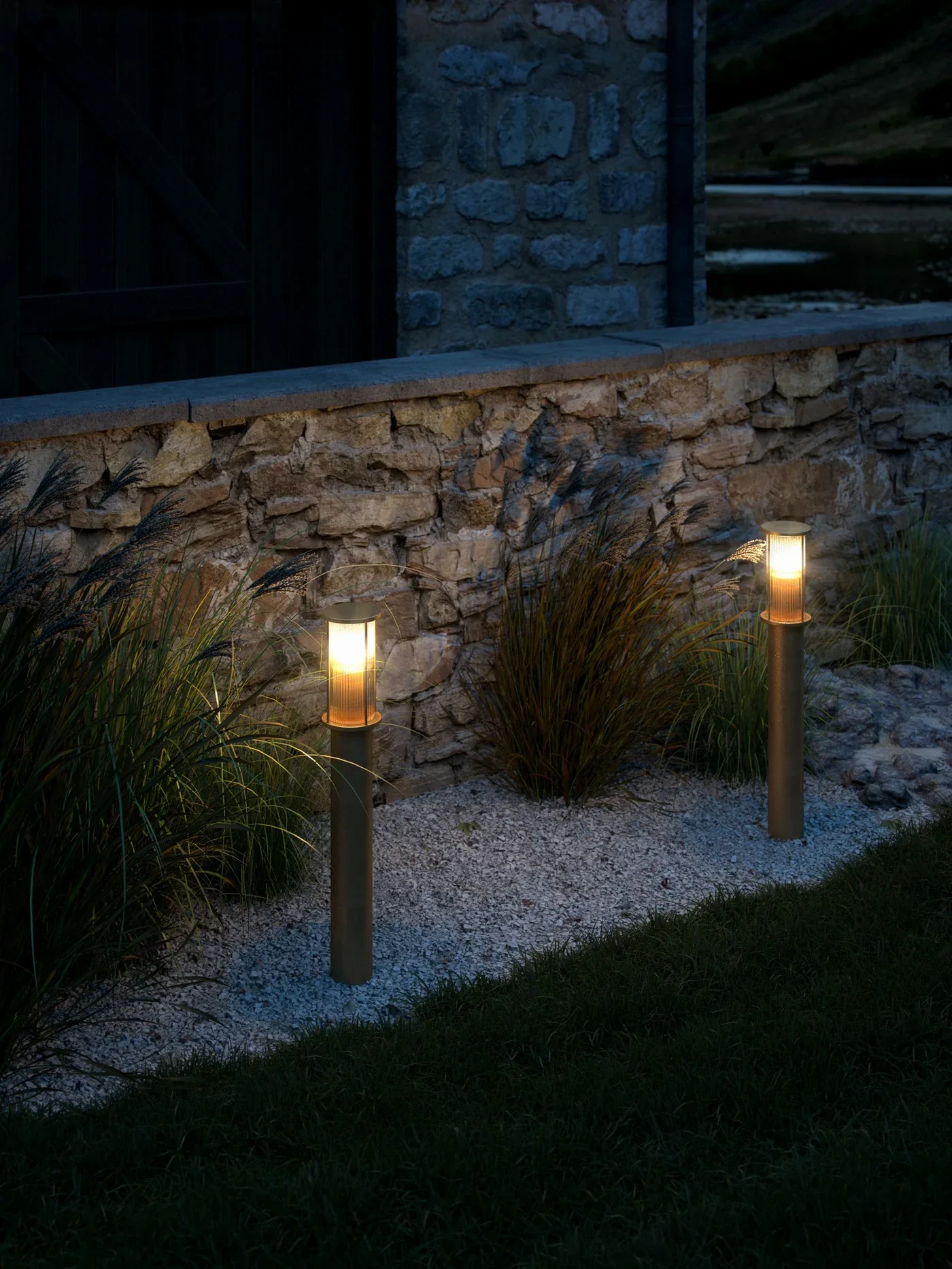 Linton Garden Light- Brass/ Galvanized Finish - Image 4