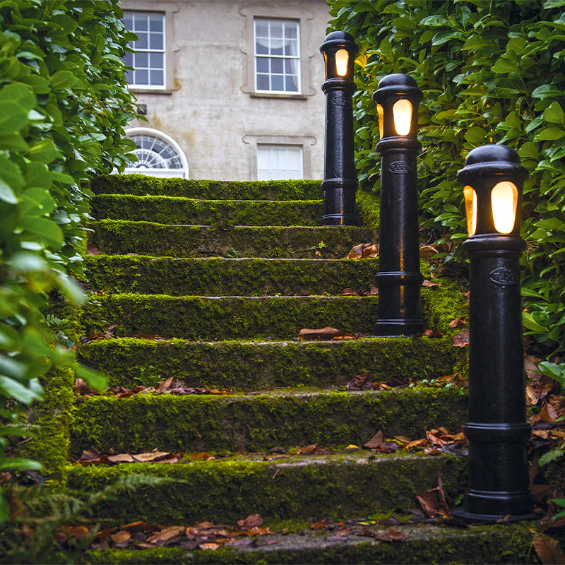 Lismore 1Lt  Bollard - Cast Iron - Image 13