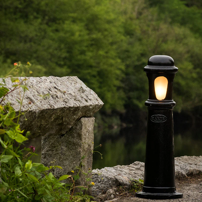 Lismore 1Lt  Bollard - Cast Iron - Image 17
