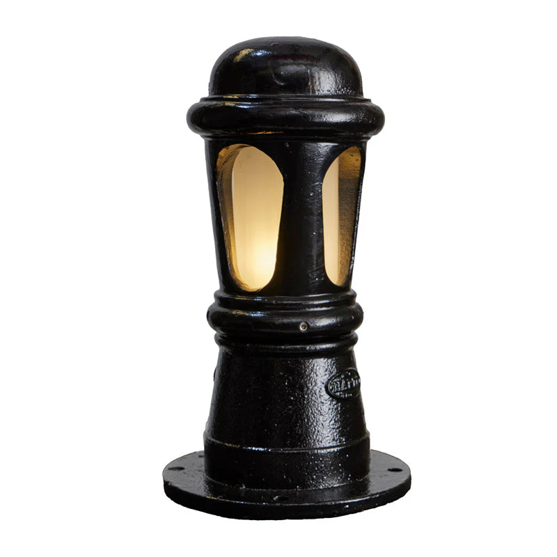 Lismore 1Lt  Bollard - Cast Iron - Image 7
