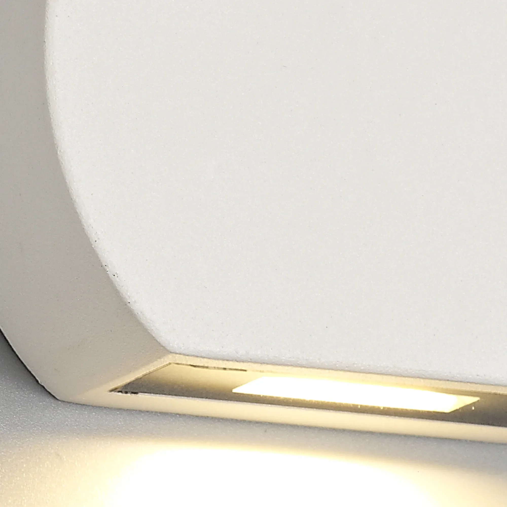 Lucina Wall Light 3W LED 3000K- White/ Anthracite Finish - Image 10