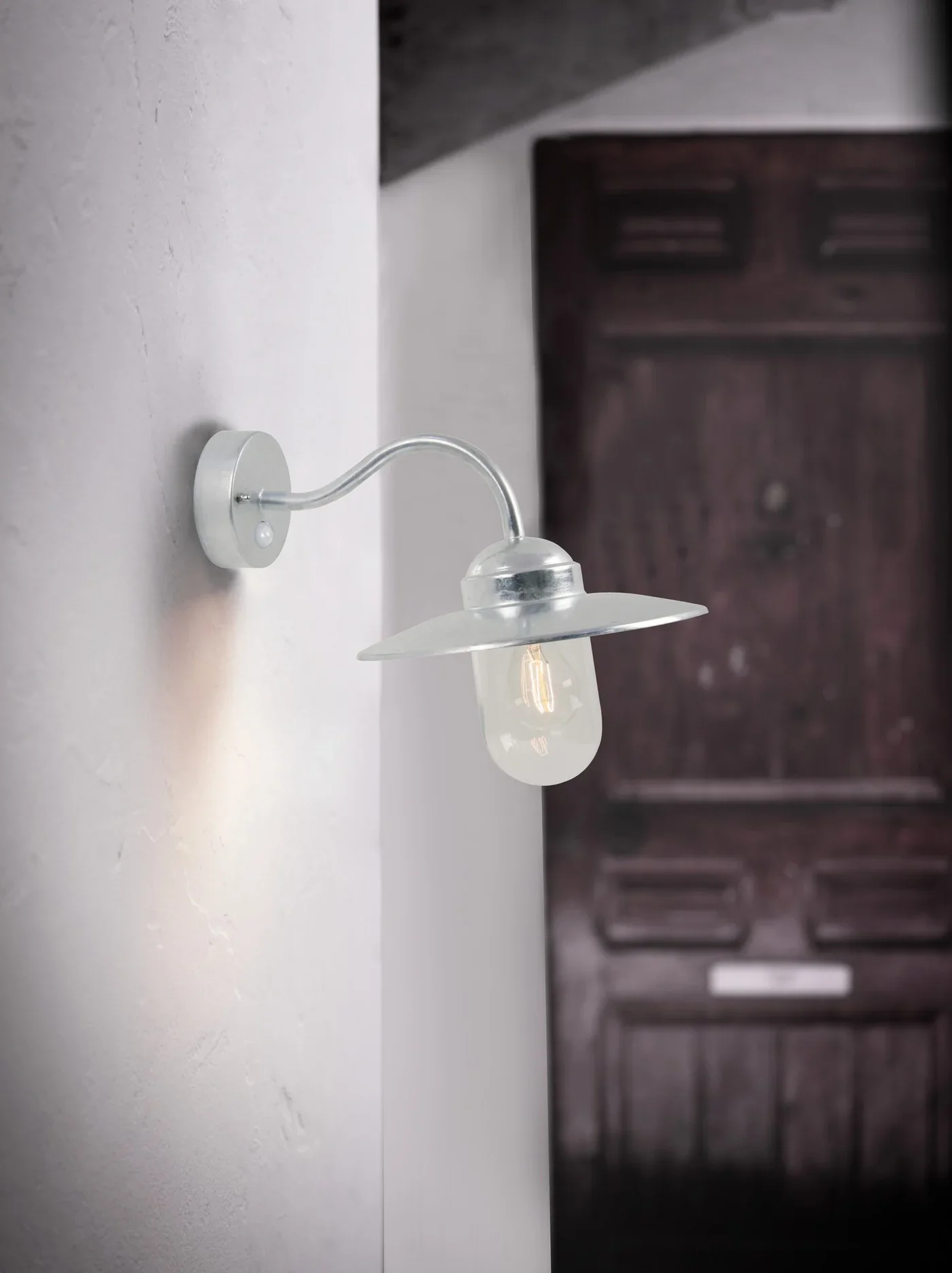 Luxembourg Sensor Wall light- Galvanized - Image 2