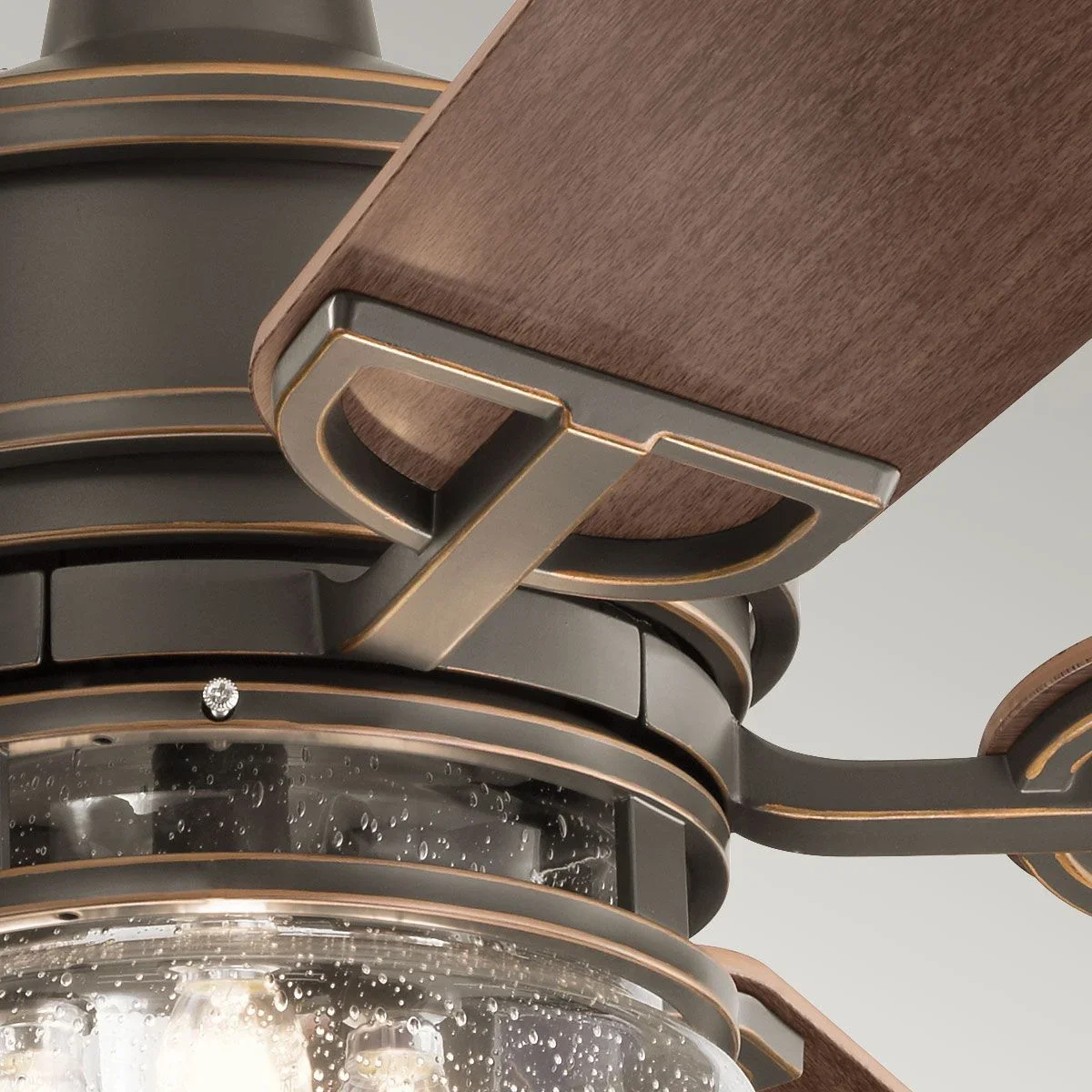 Lyndon Patio IP23 - 52in / 132cm Fan - Olde Bronze - Image 2