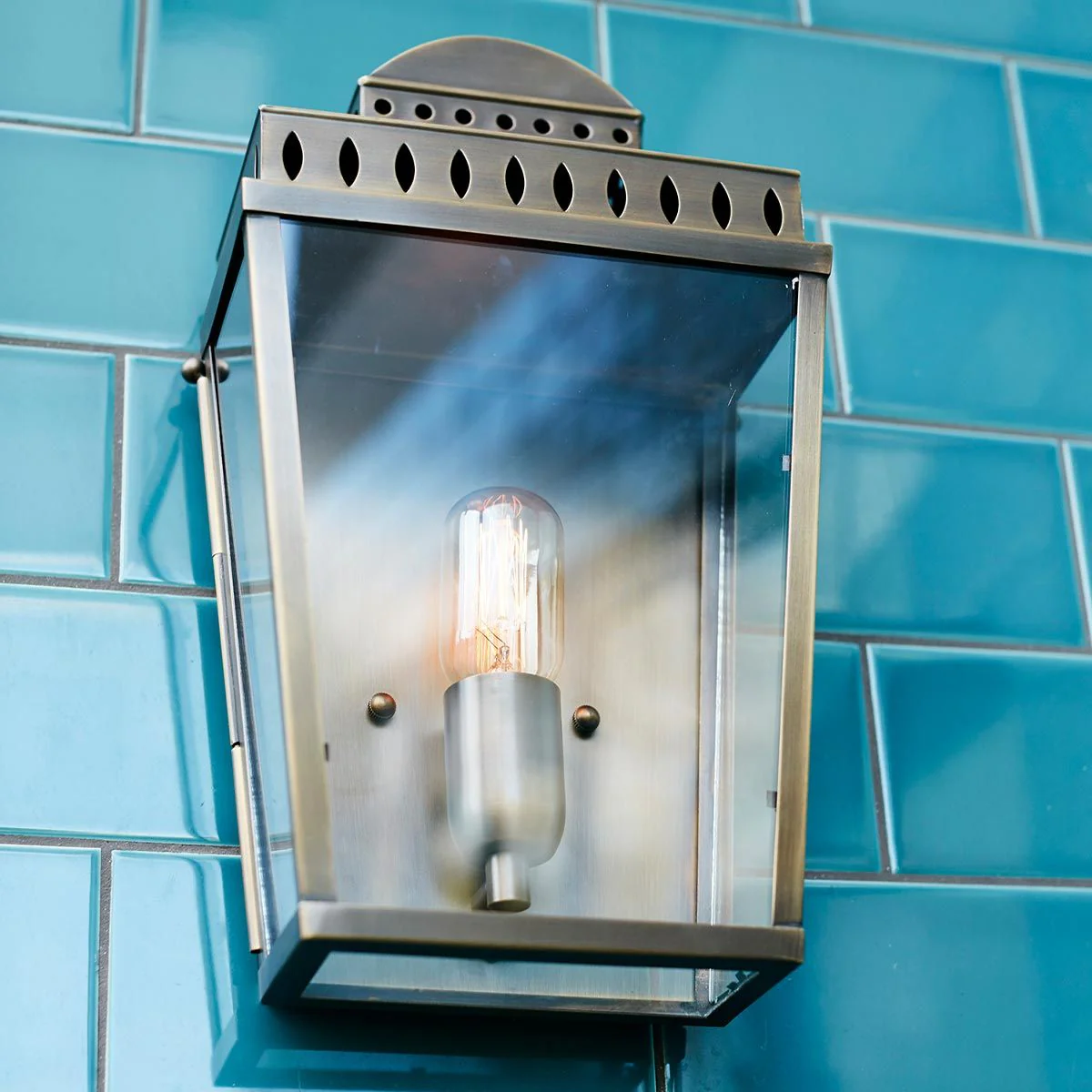 Mansion House 1/2Lt Wall Lantern - Aged Brass/Polished Nickel/Verdigris E27 IP44 - Image 13