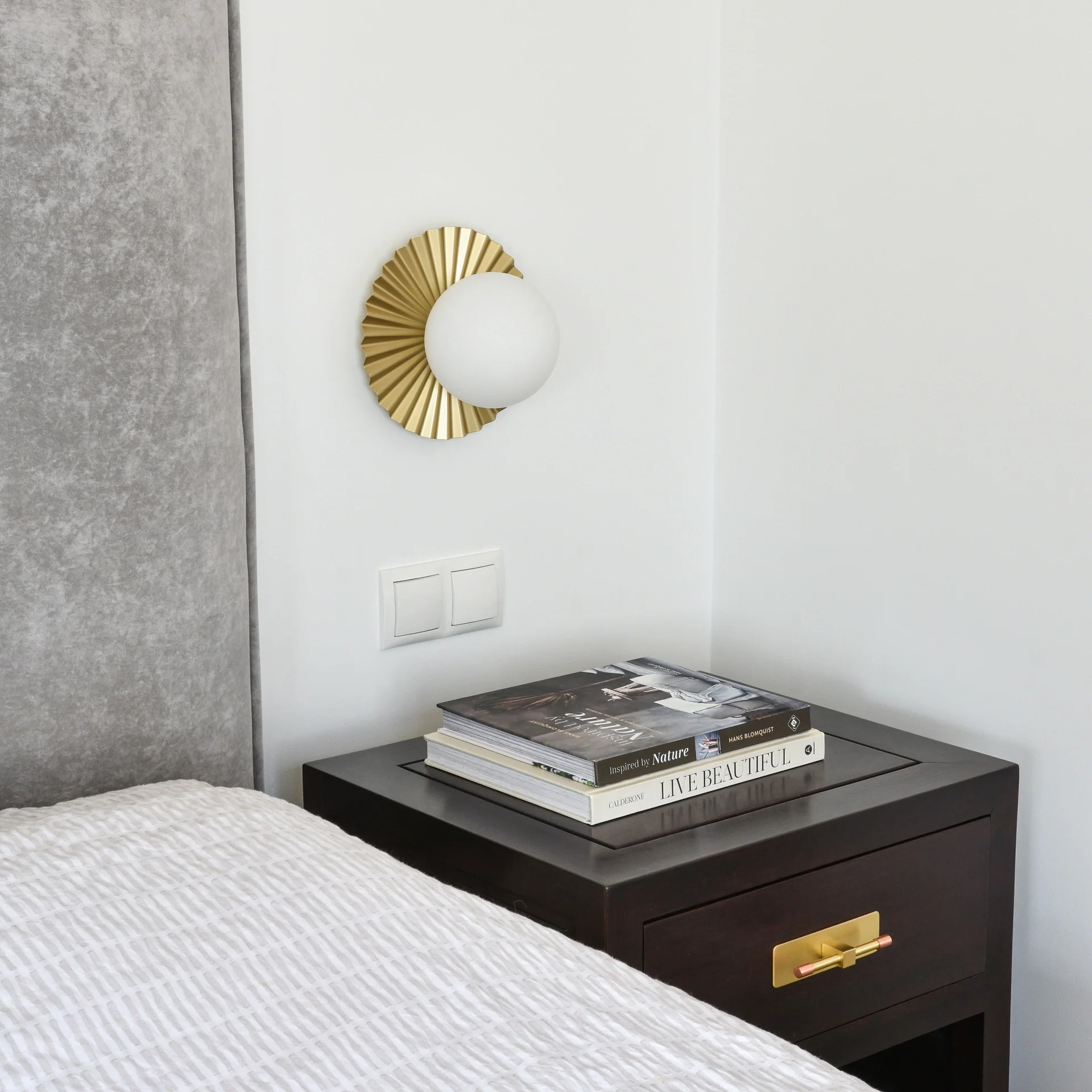 Marbella Wall Light - Gold Painted - Image 4