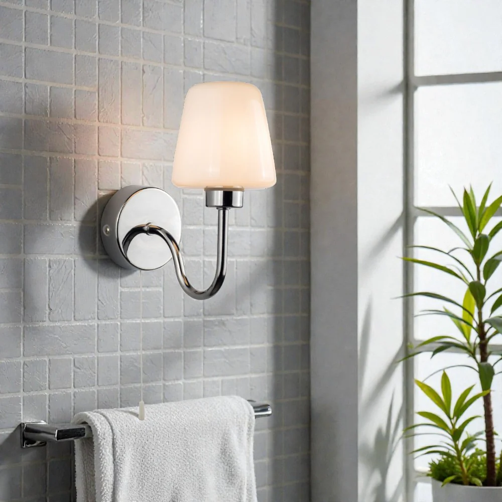 Marina Single Bathroom Wall Light IP44- Polished Chrome/ Satin Brass Finish - Image 3
