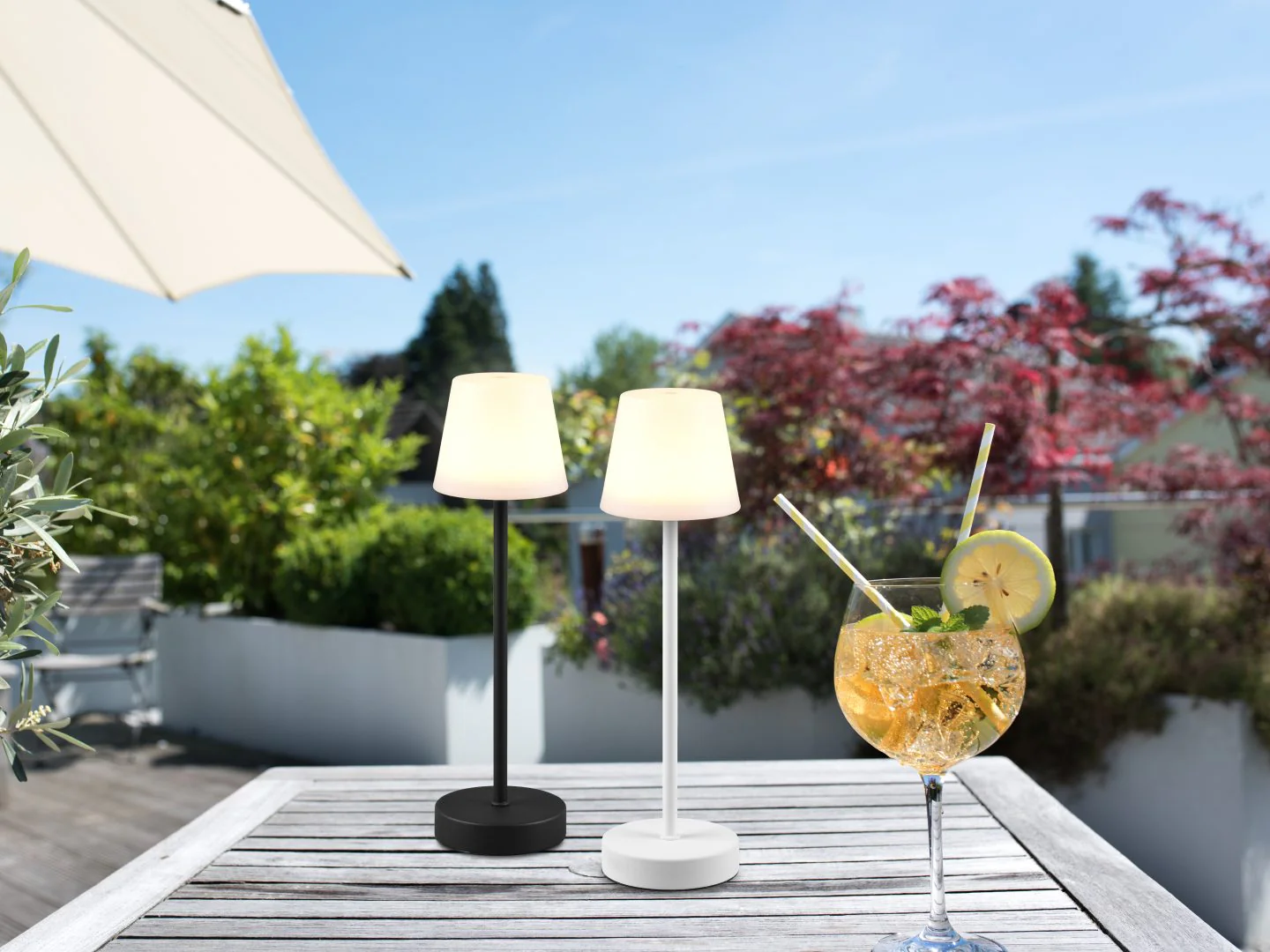Martinez LED Outdoor Rechargeable Lamp -Black - Image 5