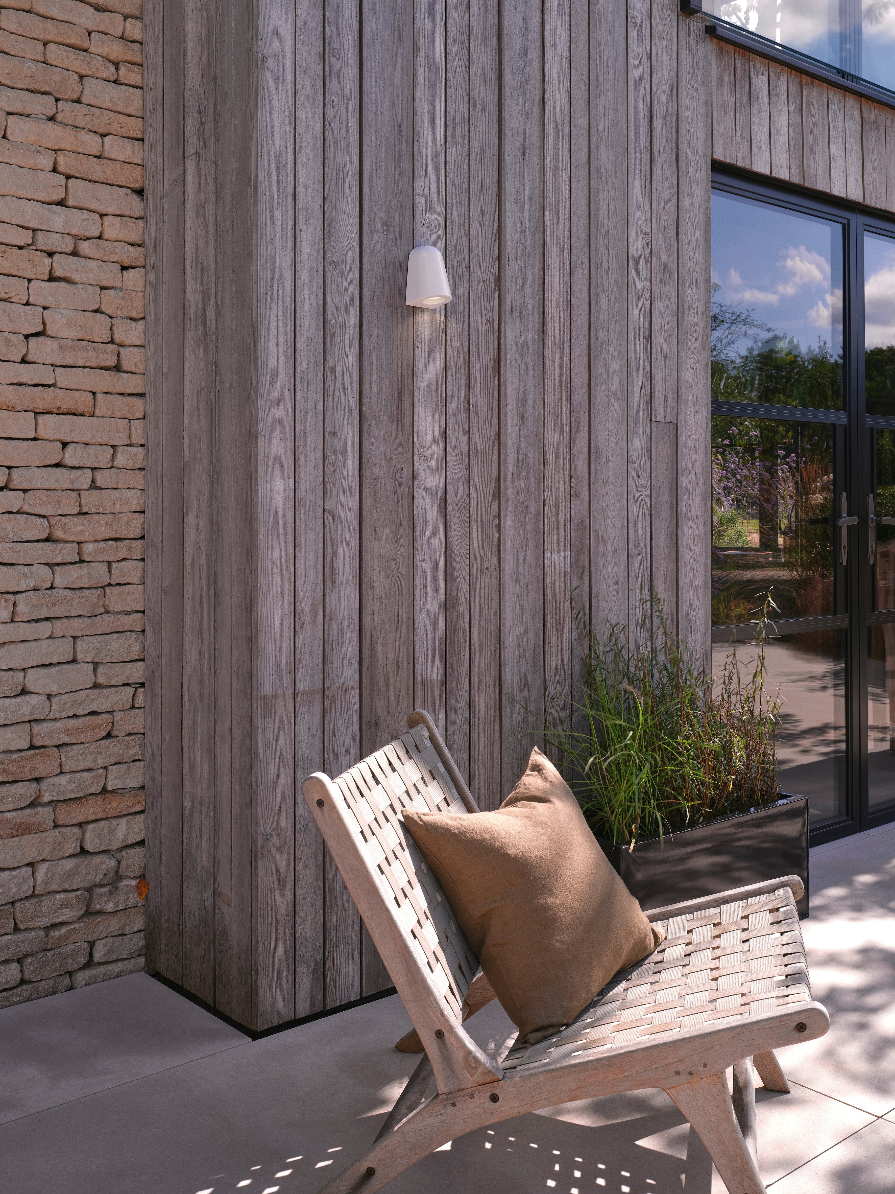 Mast Light Coastal Wall Light in Various Finish GU10 IP44 - Image 9