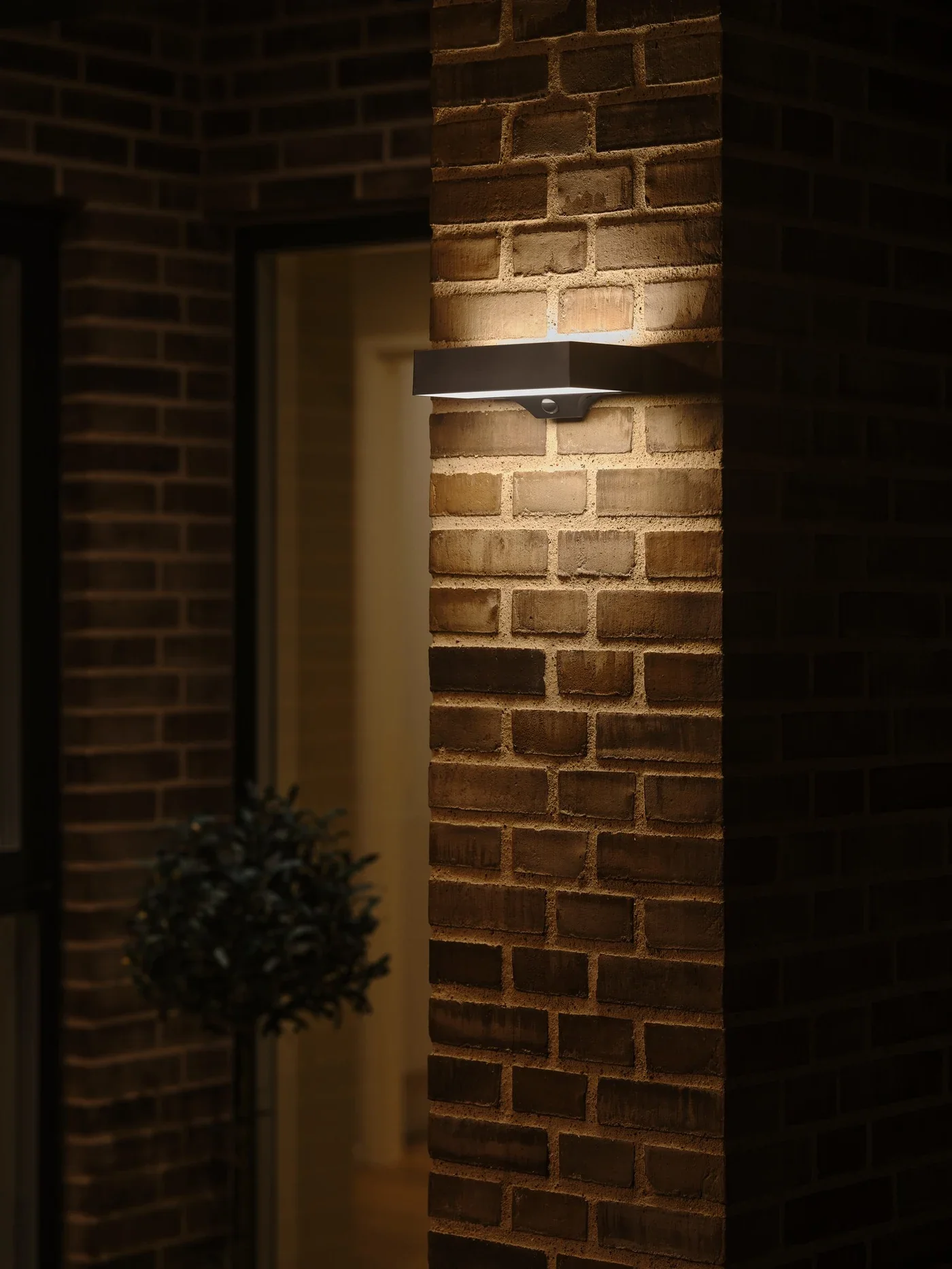 Monay Round/ Square Solar Wall light - Image 21
