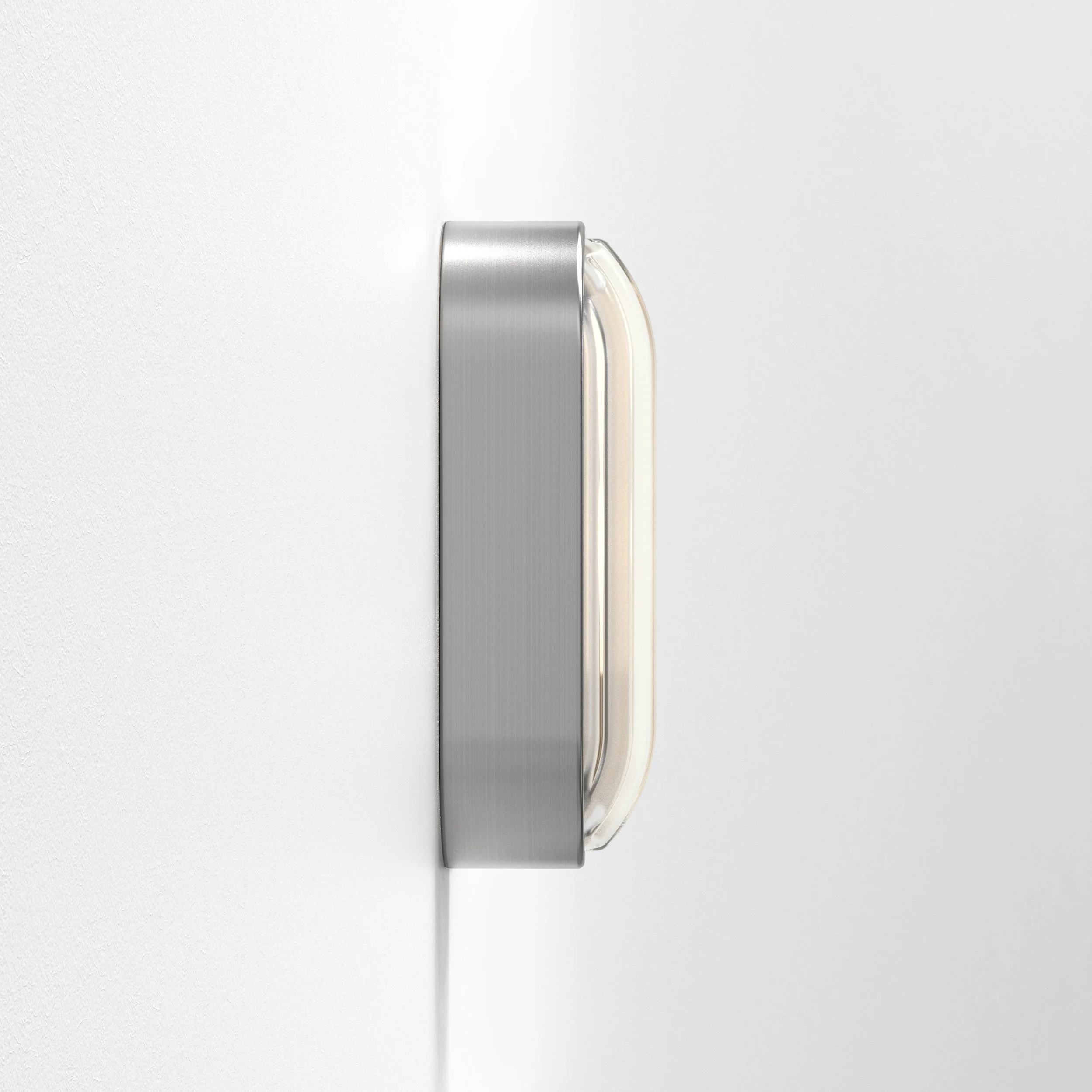 Montreal Round Marine Grade Light - Stainless Steel/Brass - Image 6