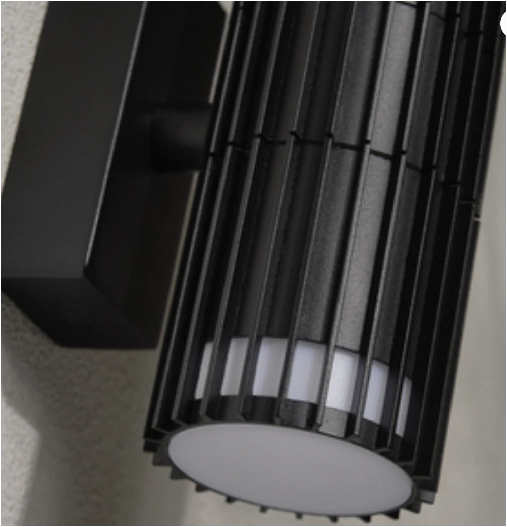 Muto Up Down Wall Light- Black/ Anthracite - Image 3
