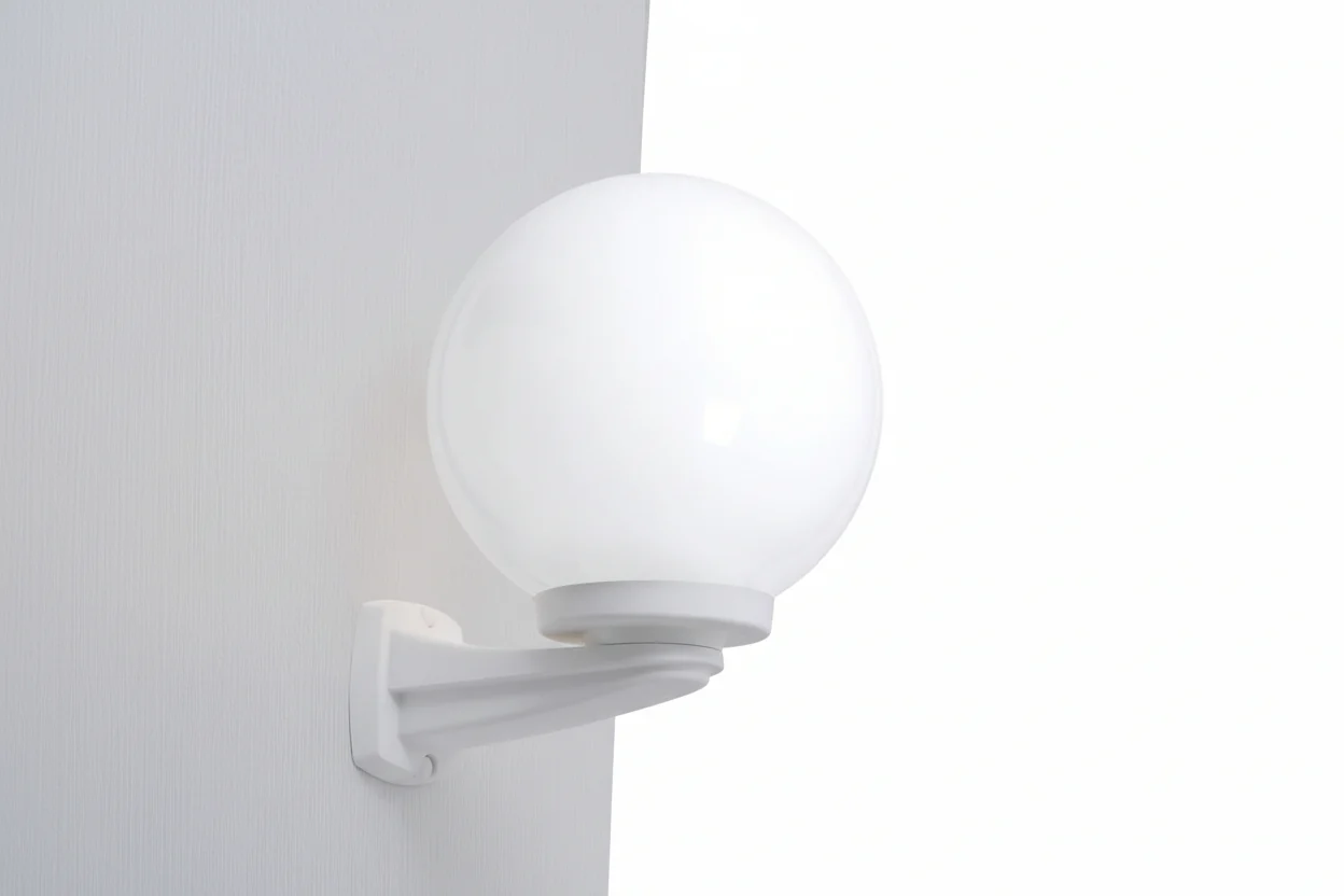 Nardo G250 Black/Grey Globe Wall Light IP55 - Opal/Clear - Image 4