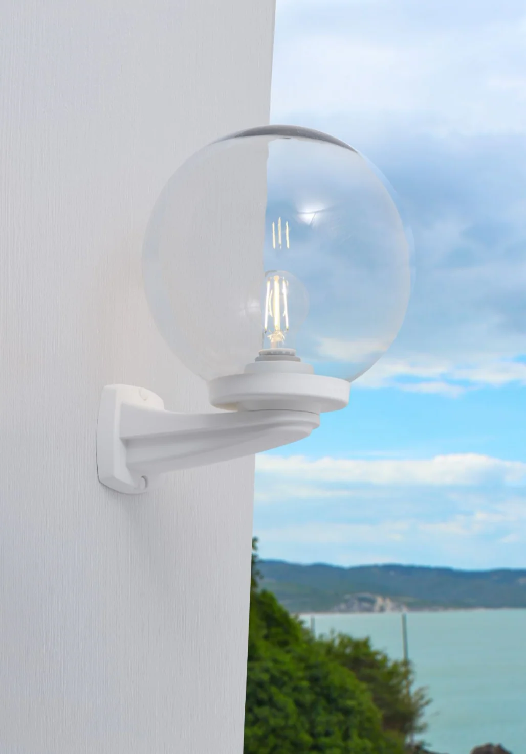 Nardo G250 Black/Grey Globe Wall Light IP55 - Opal/Clear - Image 7