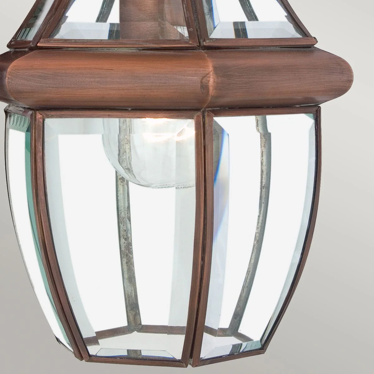 Newbury 1/2Lt Chain Lantern - Lacquered Polished Brass/Lacquered Aged Copper IP23 E27 - Image 6
