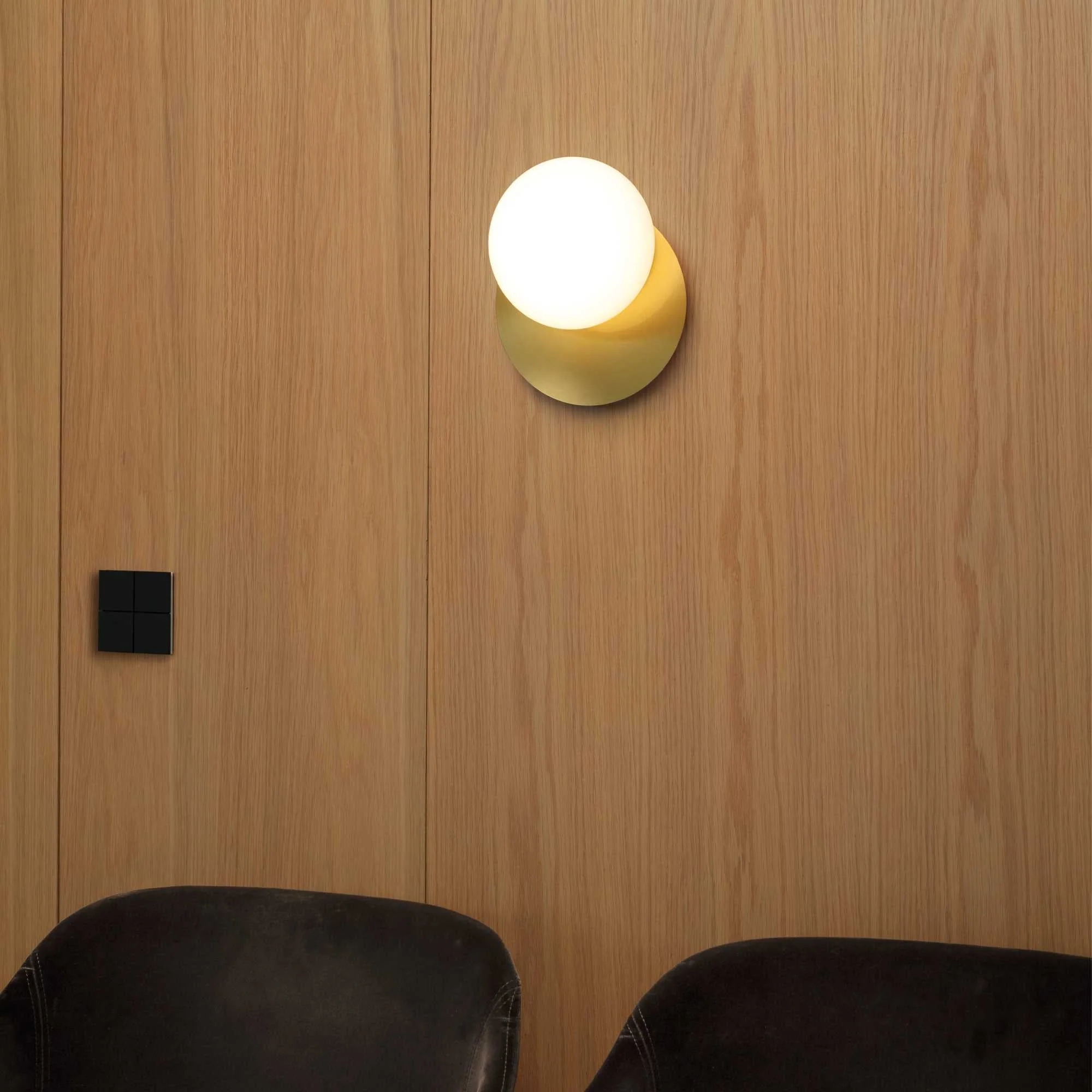 Ninfea Wall light - White/Brass Finish - Image 4