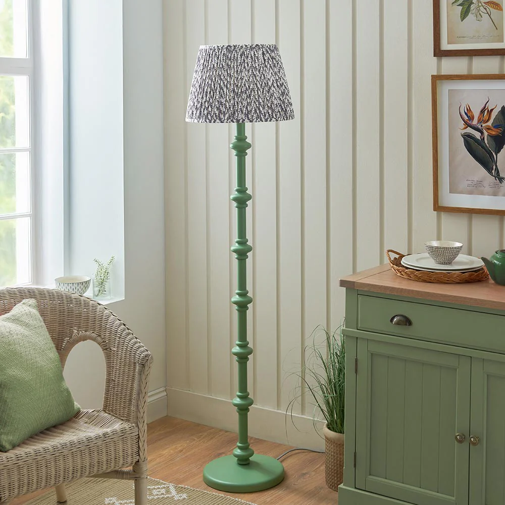 Nivara Leaf Floor Lamp In Various Finish B22 - Image 7