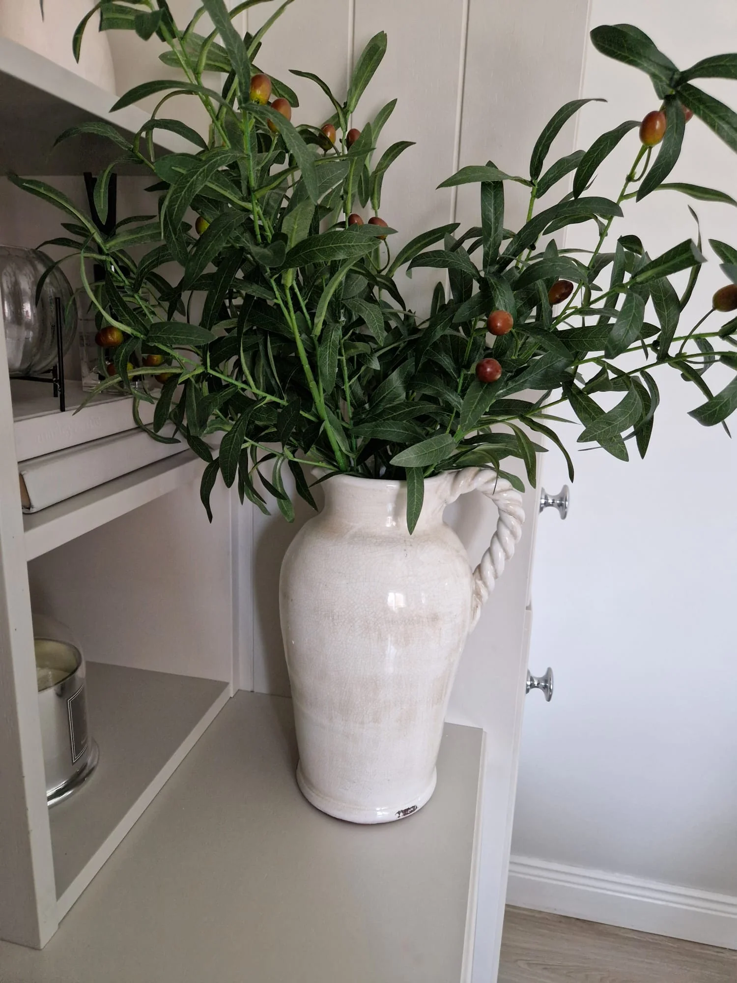 Off White Ceramic Twist Handle Jug - Image 3