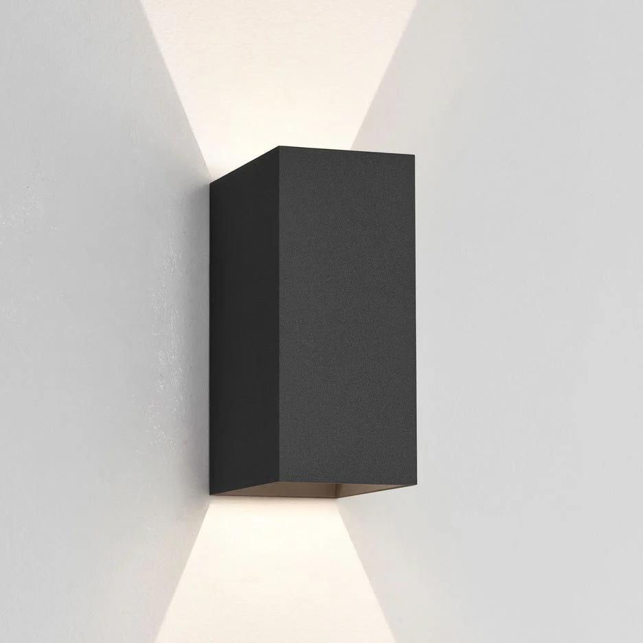 Oslo 100/160/255 LED Wall Light - Black / White Finish - Image 3