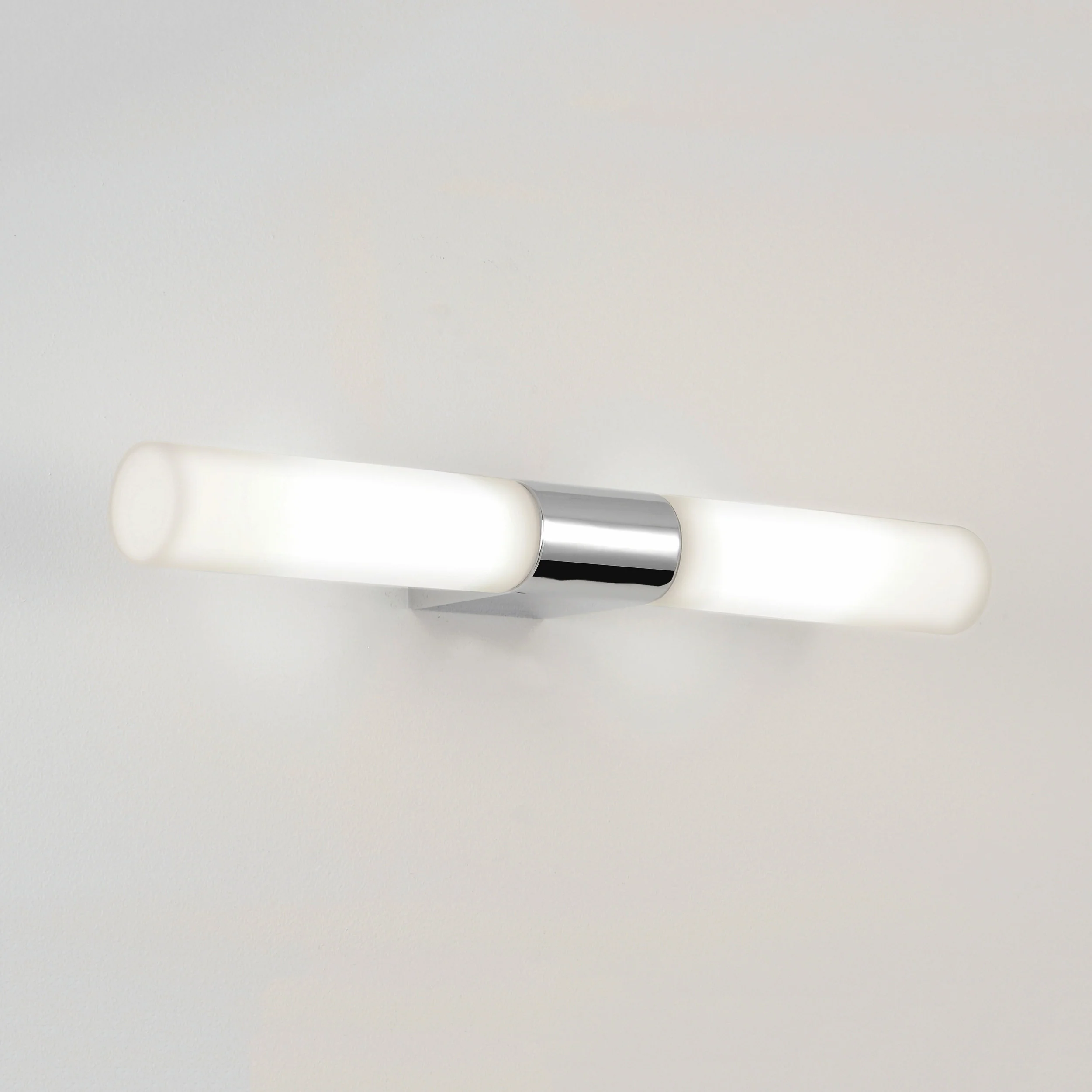 Padova Bathroom Wall Light- Polished Chrome/ Matt Black - Image 2