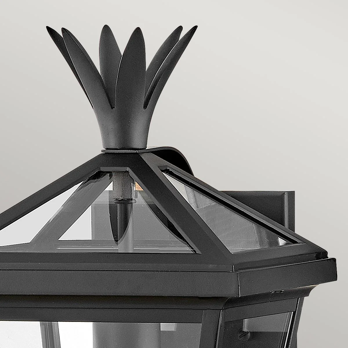 Palma 1lt Small/Medium Outdoor Wall Lantern - Black/Bronze E27 IP44 - Image 5
