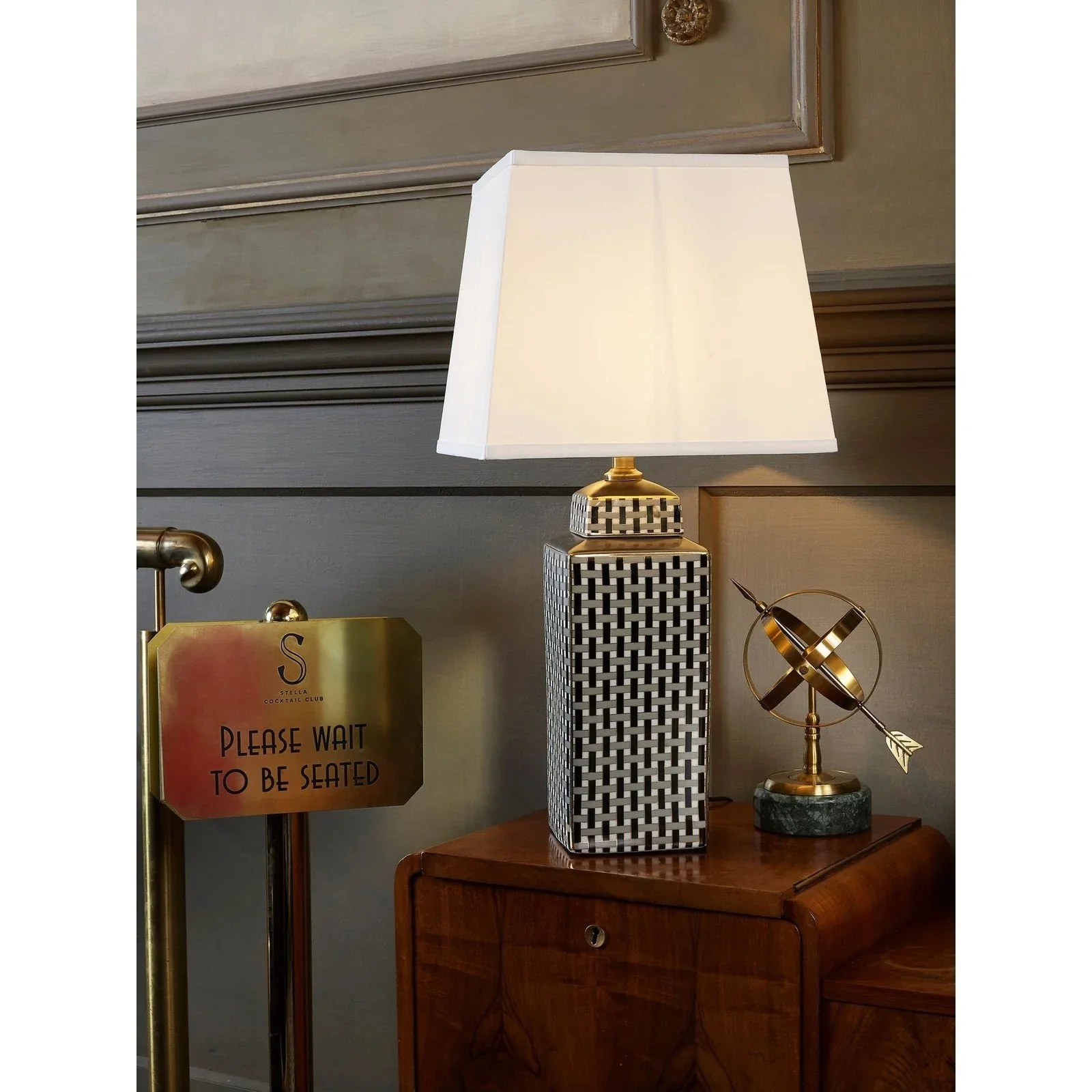 Paris Lamp - Geometric Black & Gold Finish - Image 2