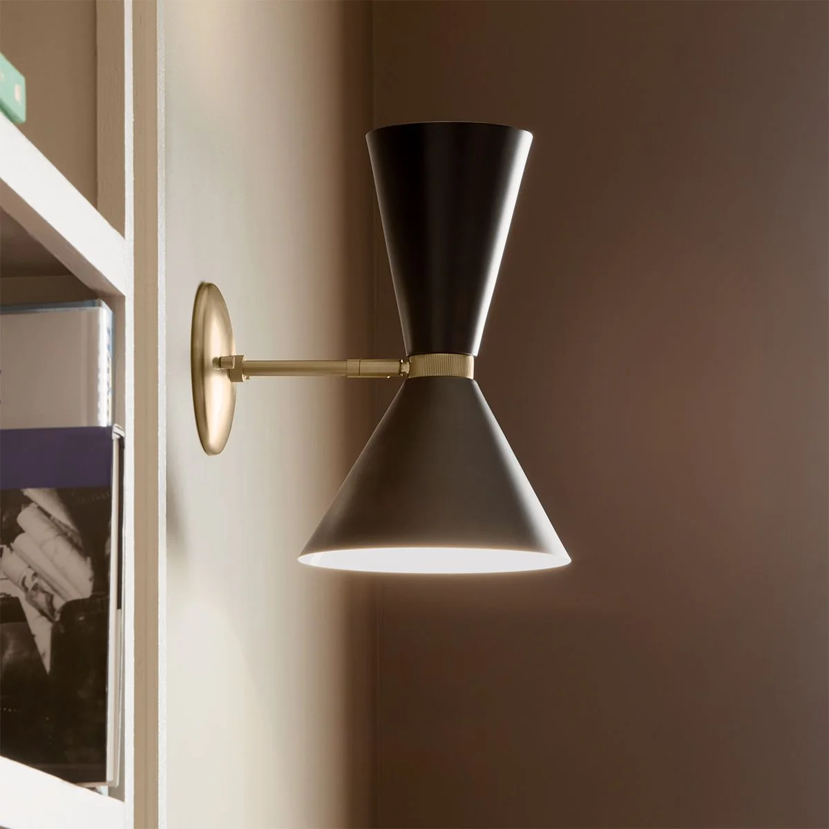 Phix 1 arm, 2 light up and down Wall Light - Champagne & Black - Image 8