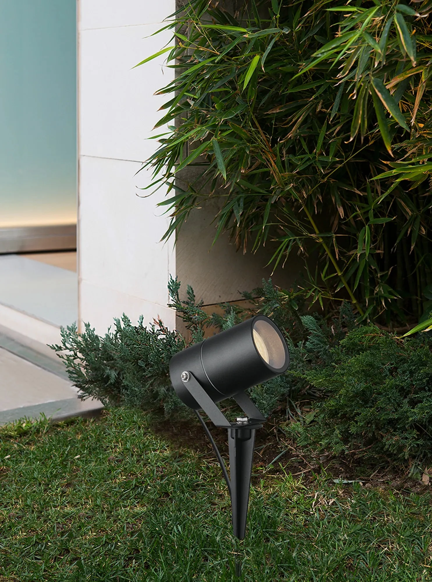 Quebec Spike/Wall Light GU10, IP65 2yrs Warranty- Various Finishes - Image 5