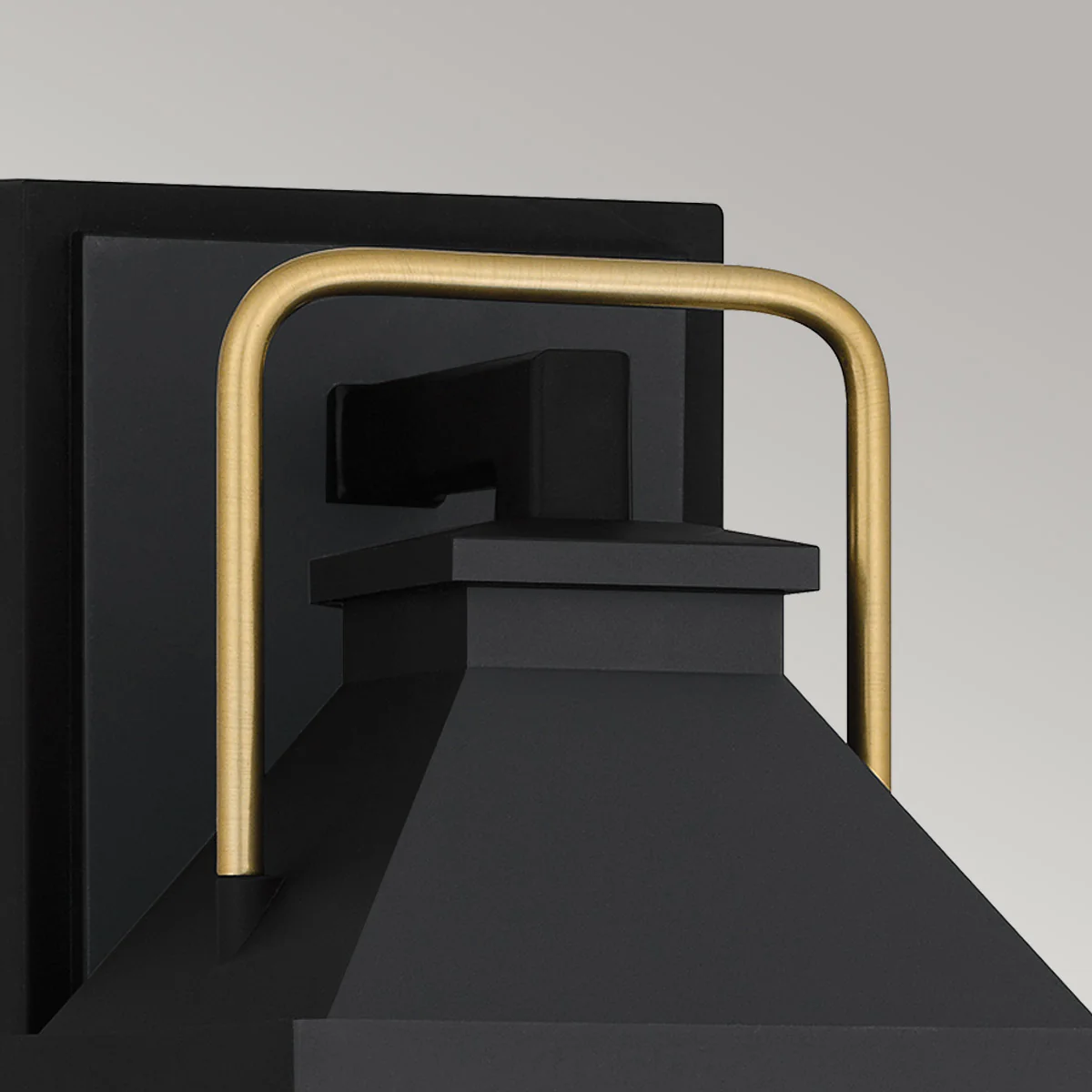 Quoizel Buckley Coastal 1 lt Outdoor Wall Lantern - Matt Black &amp; Brass Accent  IP44 E27 - Image 7