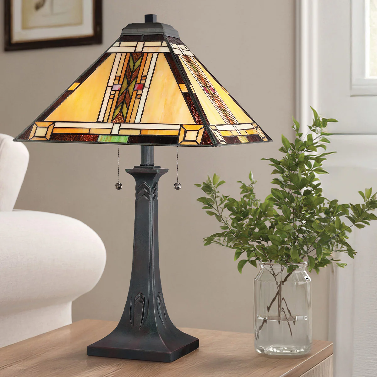 Quoizel Navajo 2 lt Tiffany styleTable Lamp - Bronze with Art Glass Shade E27 - Image 2