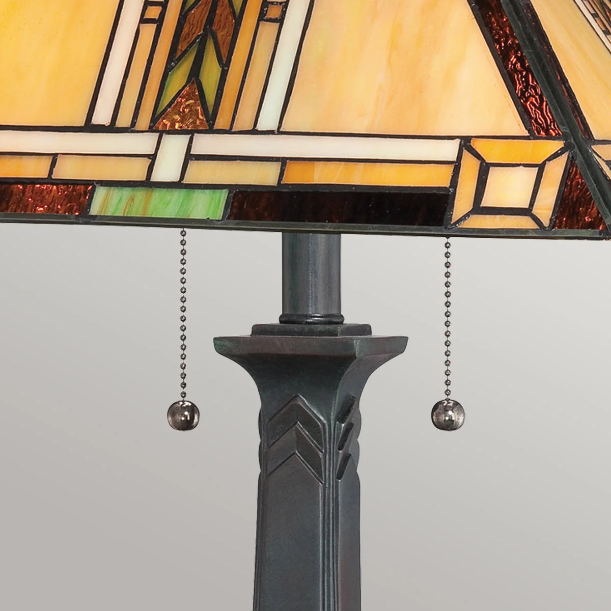 Quoizel Navajo 2 lt Tiffany styleTable Lamp - Bronze with Art Glass Shade E27 - Image 5