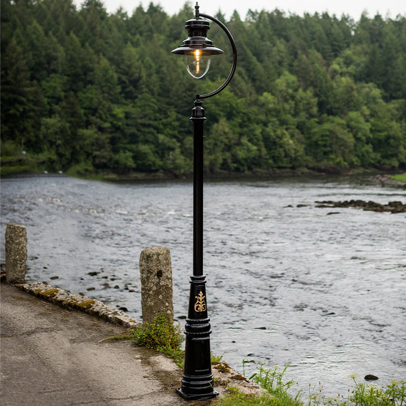 Ravenswood 1Lt Teardrop Lamp Post - Cast Iron - Image 6