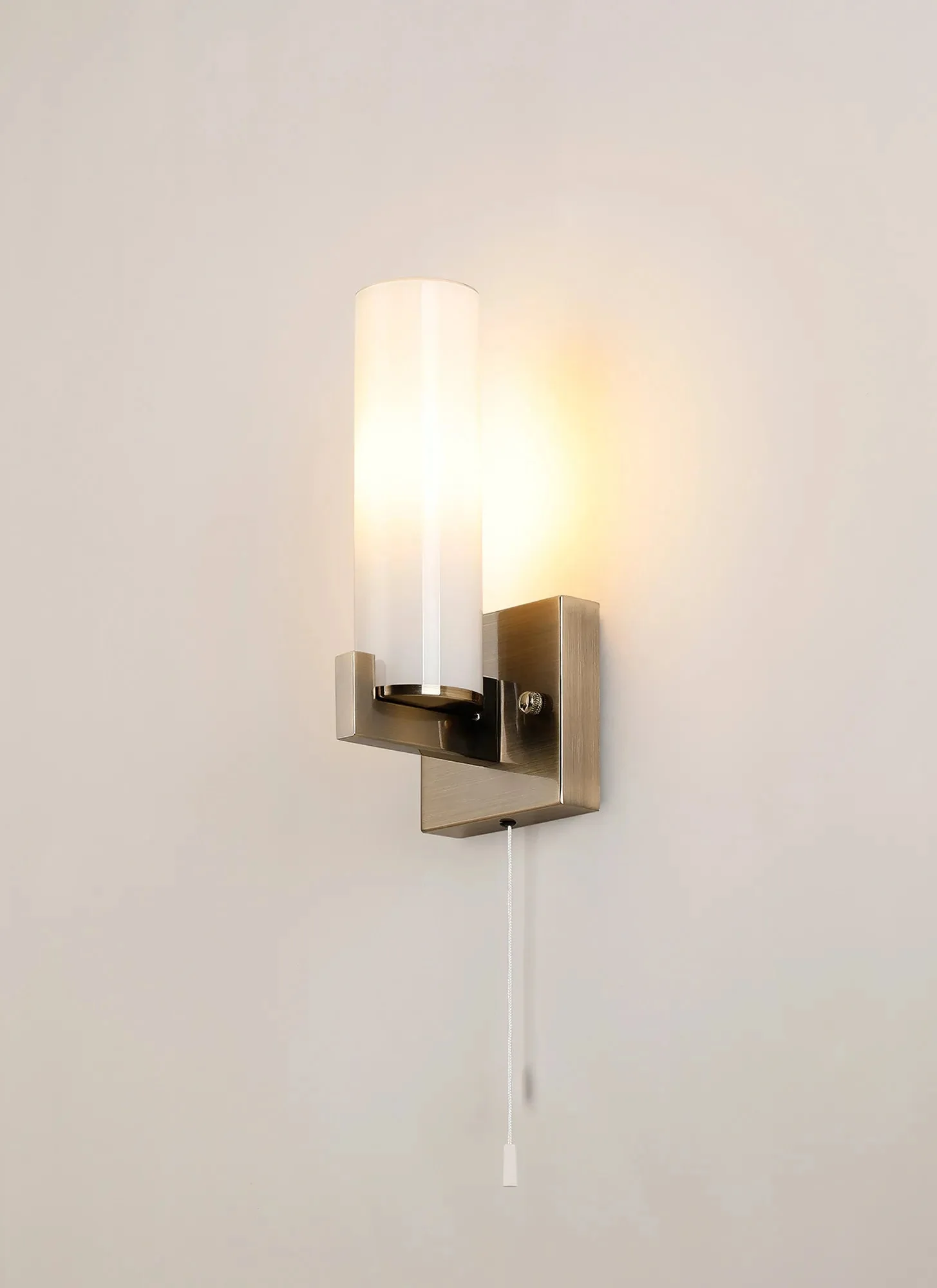 Reagan IP44 Bathroom Wall Light - Various Colors - Image 2