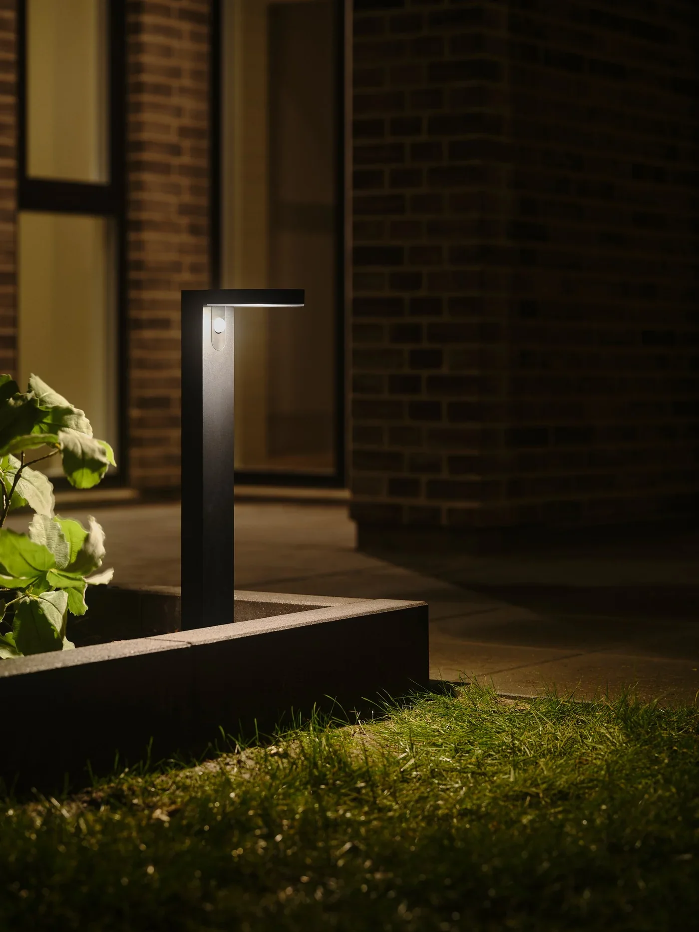 Rica Round/ Square Solar Garden light - Image 4