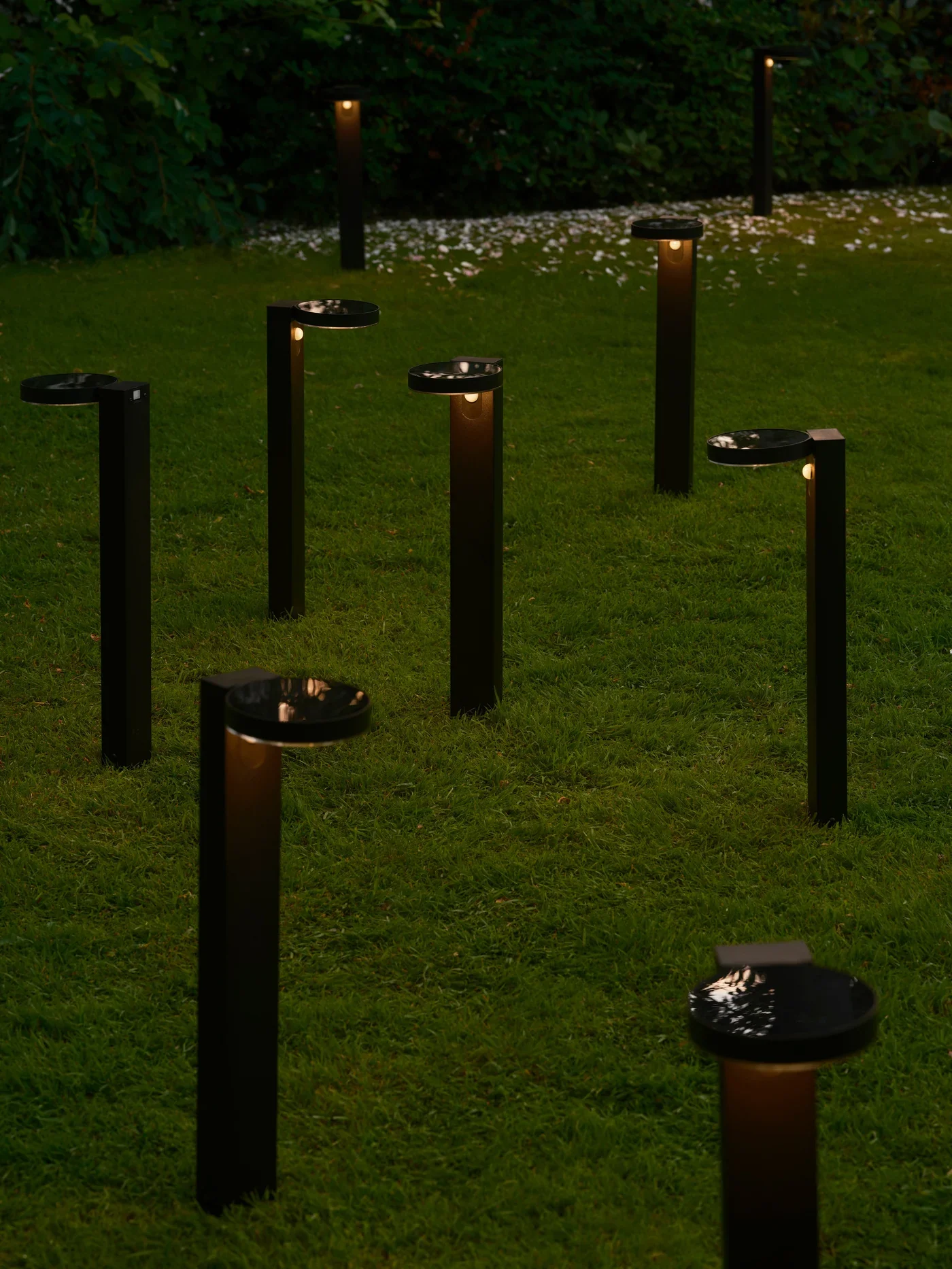 Rica Round/ Square Solar Garden light - Image 9