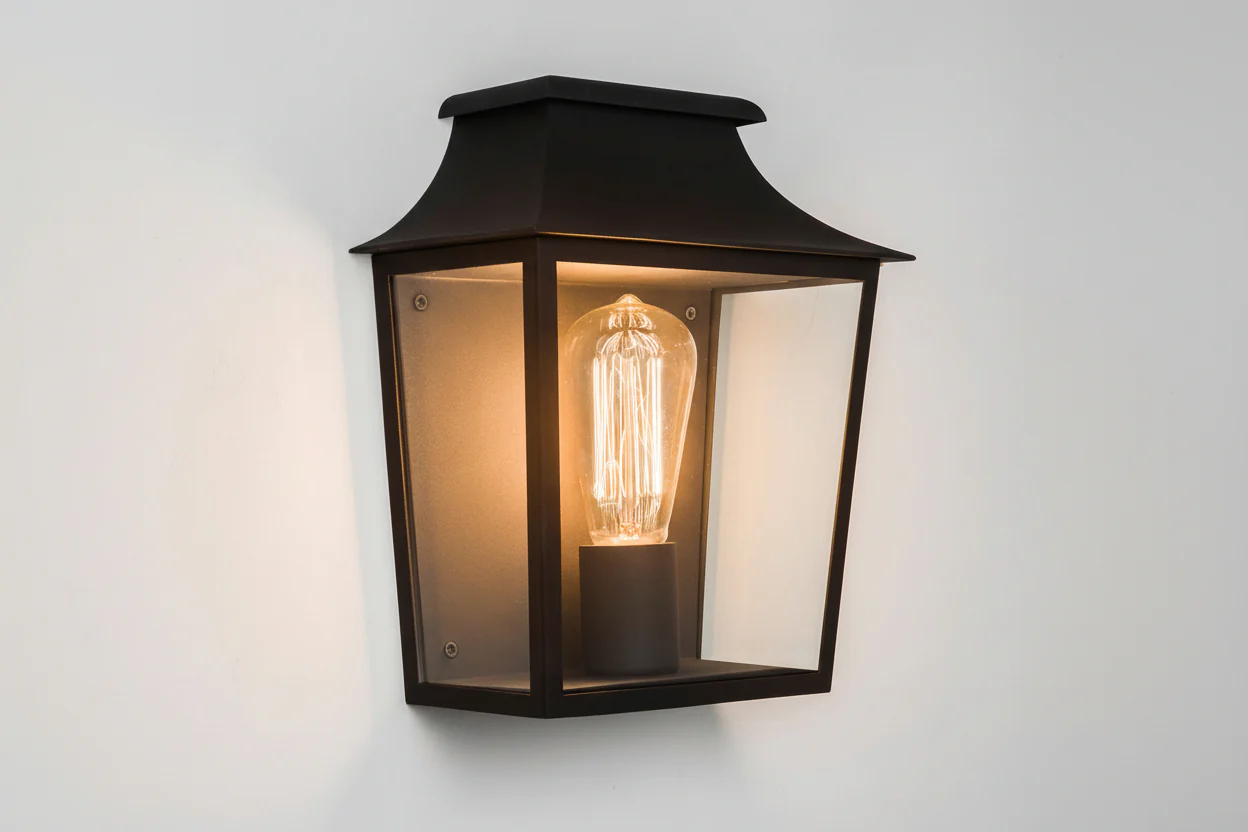 Richmond 235/285 Outdoor Flush Light IP44 - Image 2
