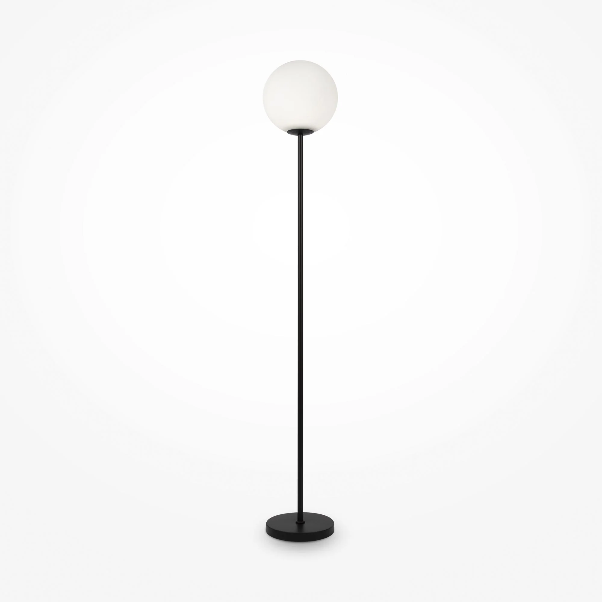 Ring Floor Lamp - Black/Brass Finish - Image 10