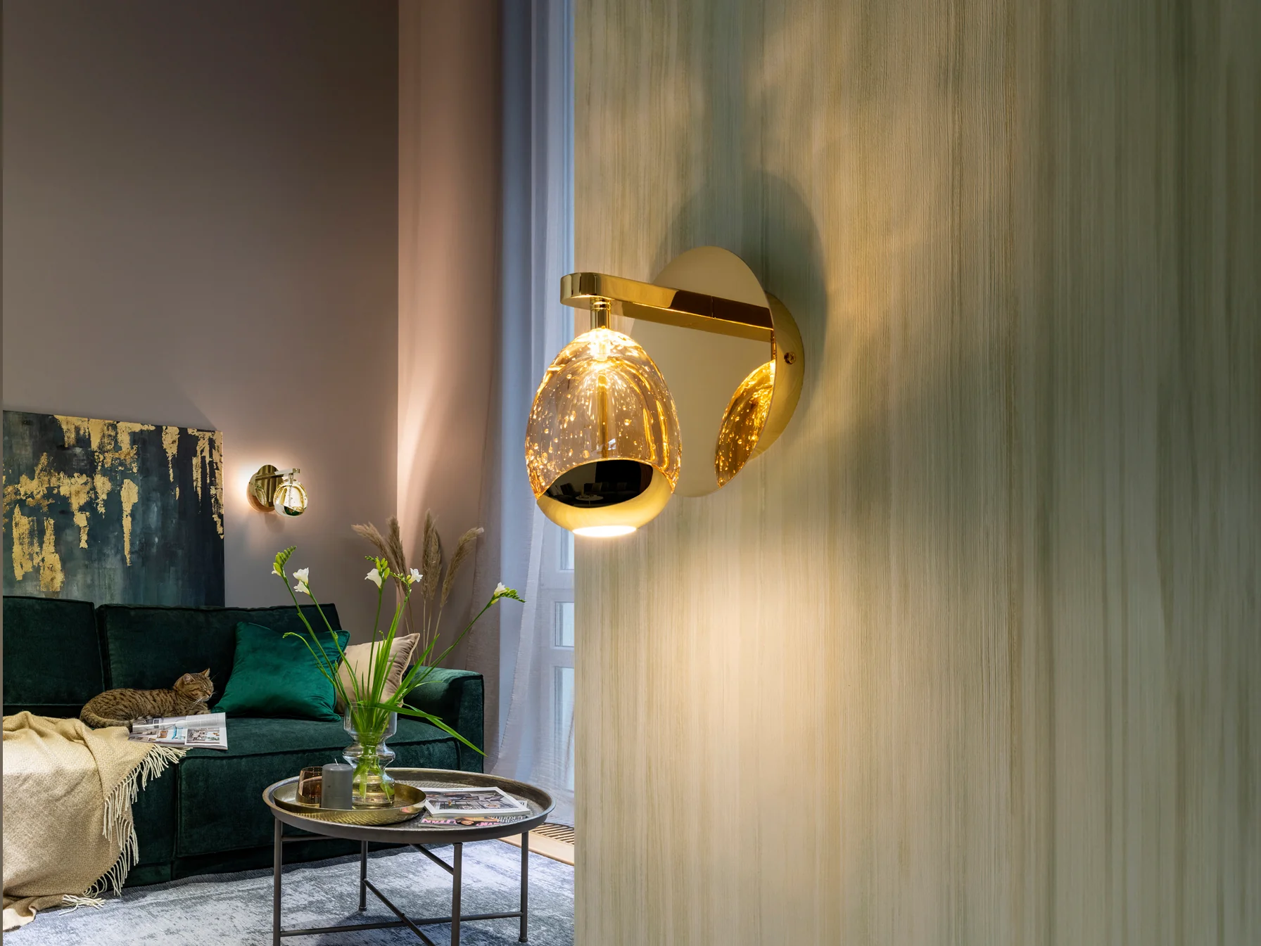 Rocio Wall Light- Chrome/ Gold - Image 8