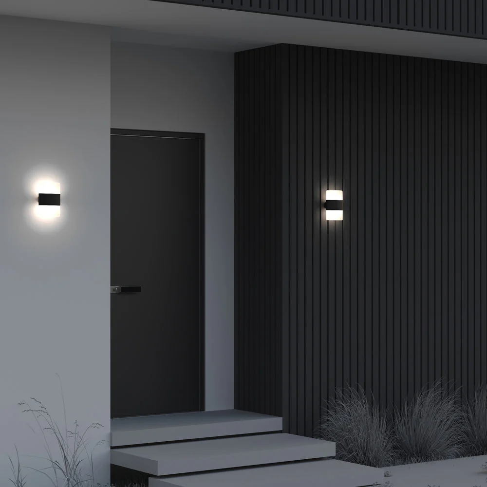 Rom IP54 Wall Light - Image 6