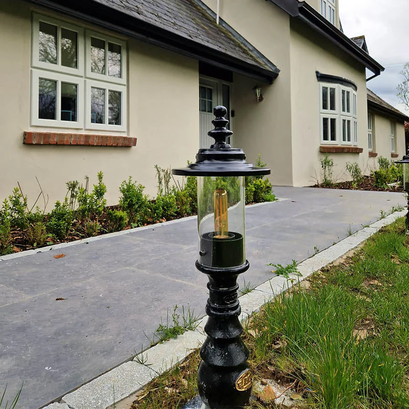 Rosedale 1Lt Bollard - Cast Iron - Image 6