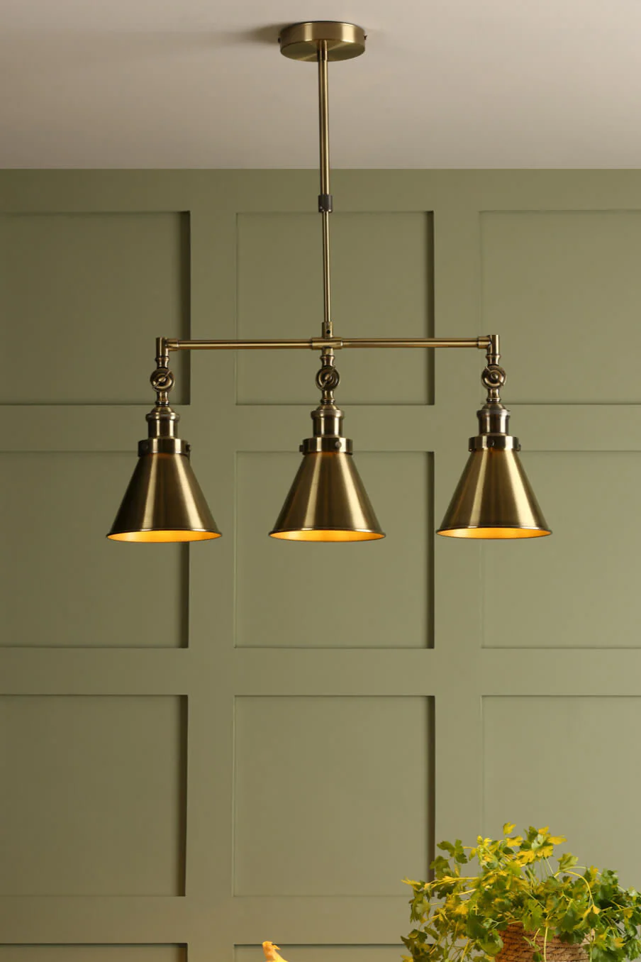 Rufus 3lt Bar Pendant Antique Brass E27 - Image 3