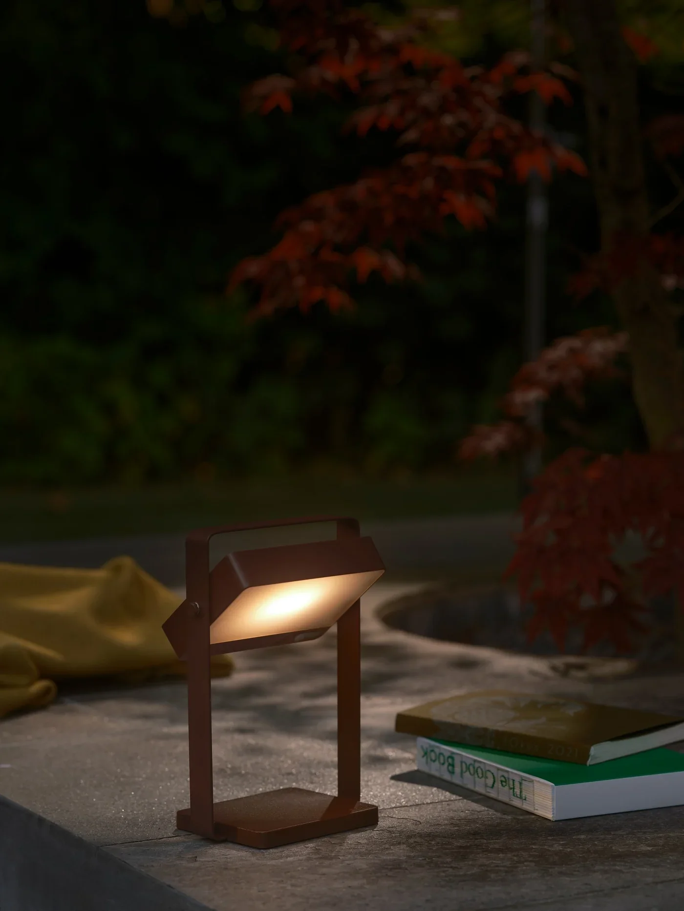 Saulio Solar Battery light- Black/ Brown/ Olive Green Finish - Image 7