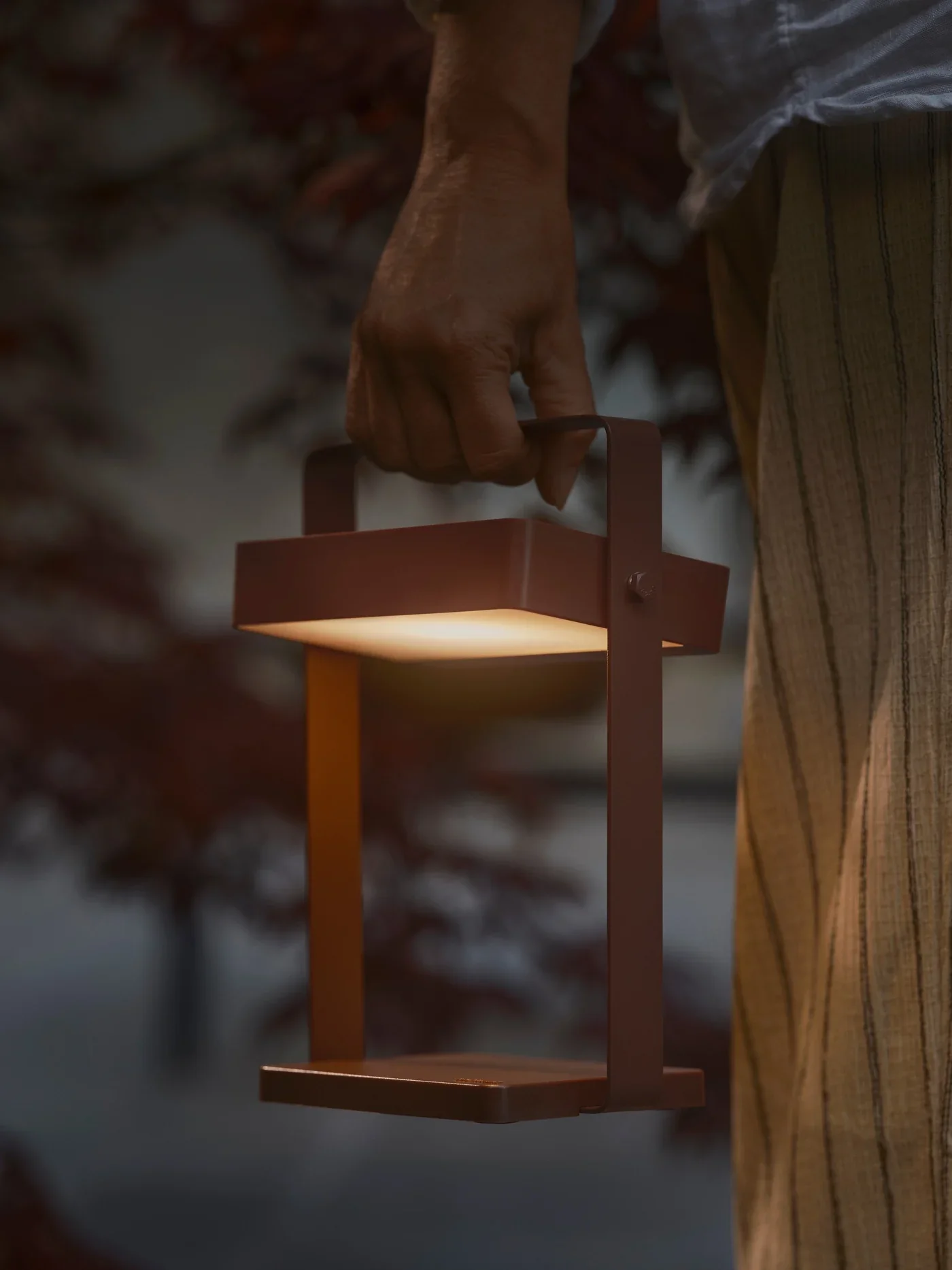 Saulio Solar Battery light- Black/ Brown/ Olive Green Finish - Image 9