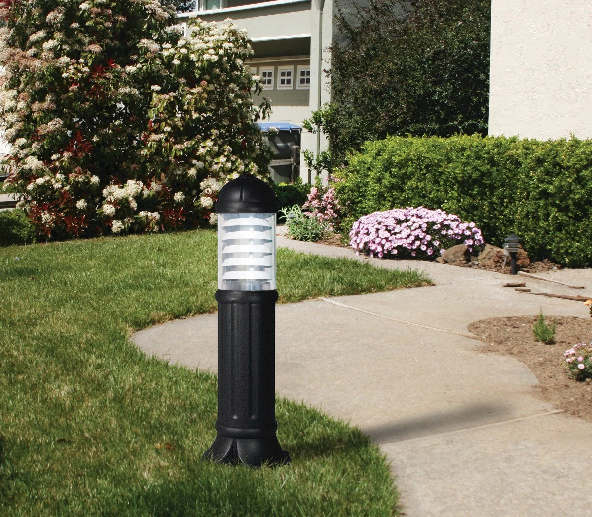 Sauro Chrome/White Bollard Light IP55 - Various Sizes - Image 7