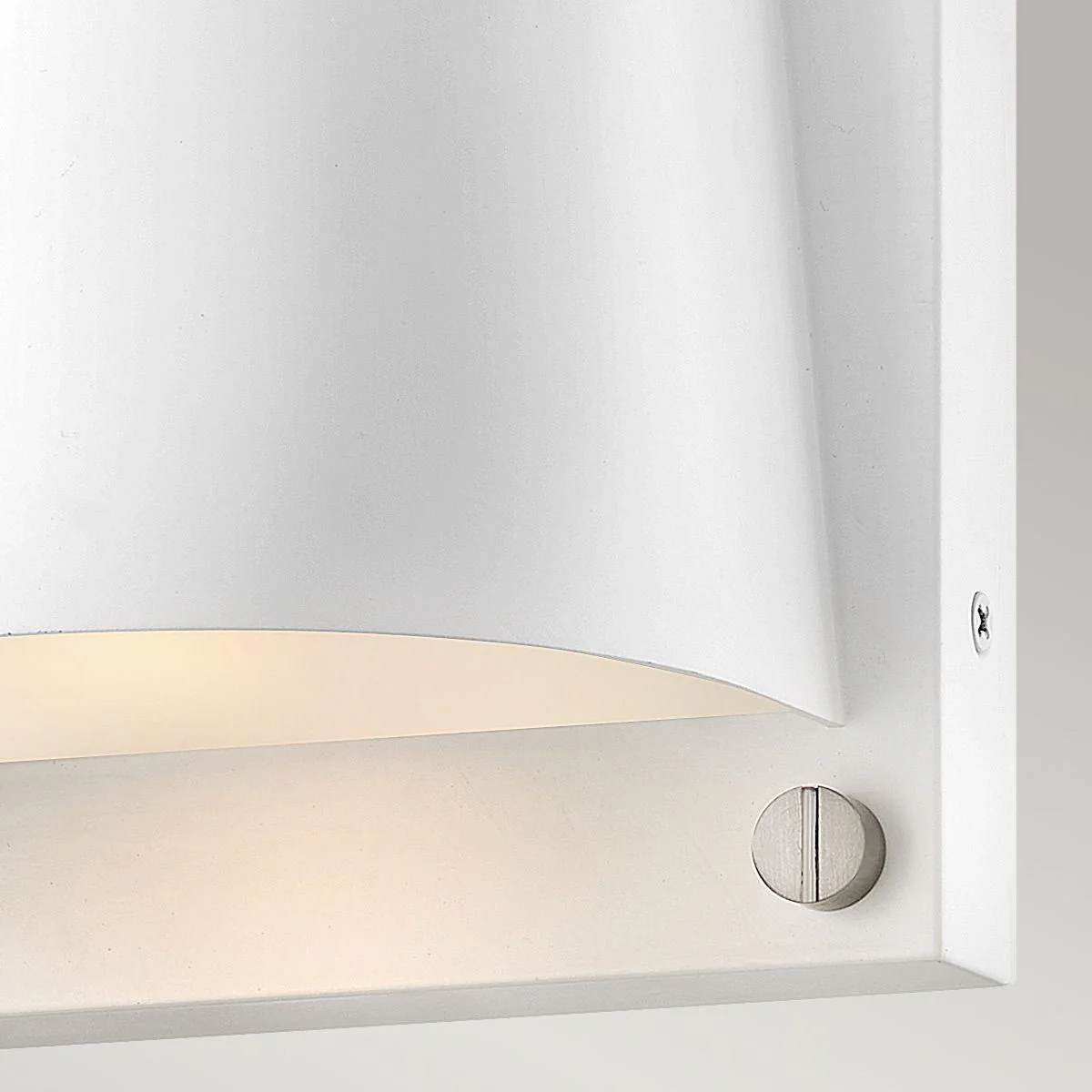 Scout 1lt Small Wall Light - Painted Heritage Brass/ Satin White - Image 14