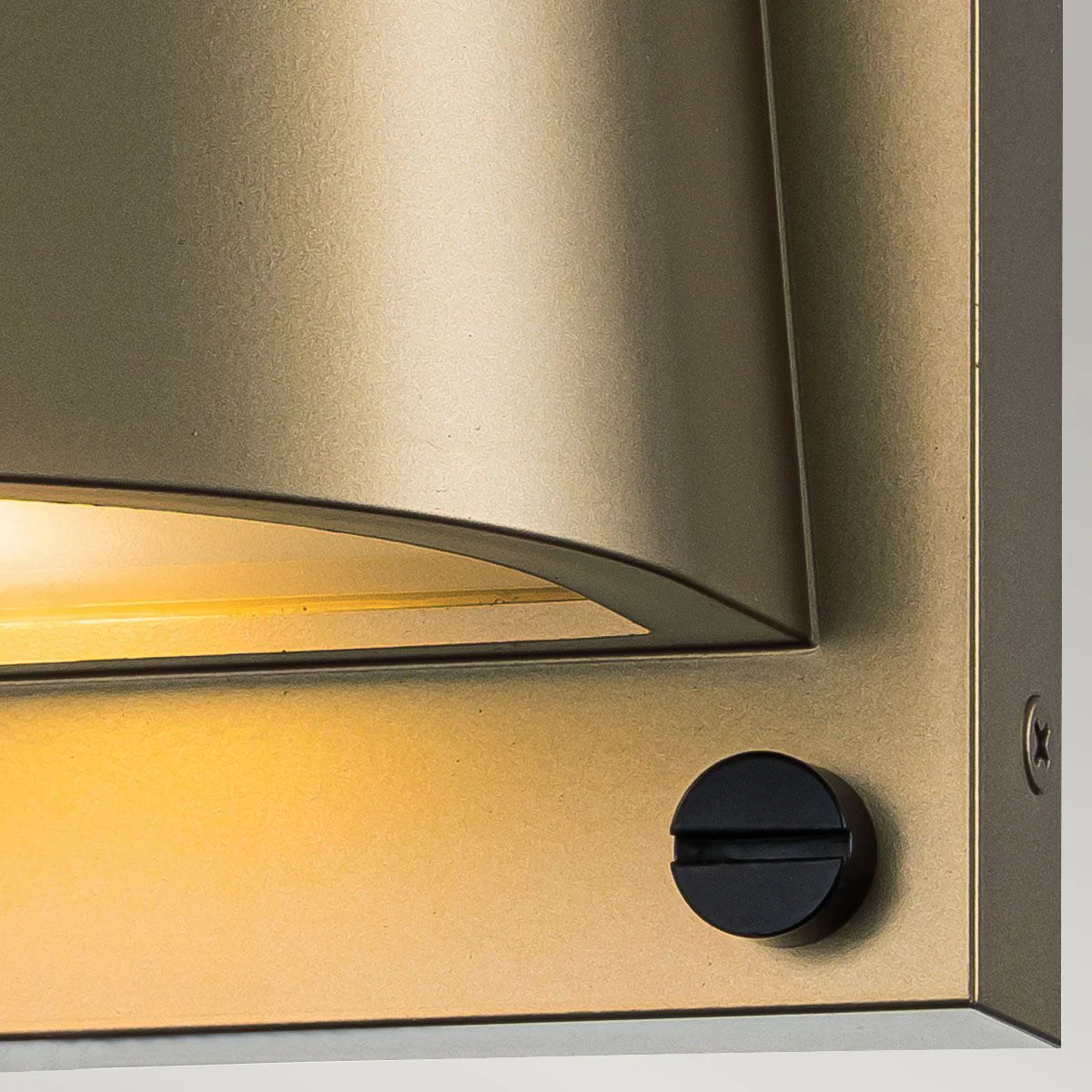 Scout 1lt Small Wall Light - Painted Heritage Brass/ Satin White - Image 4