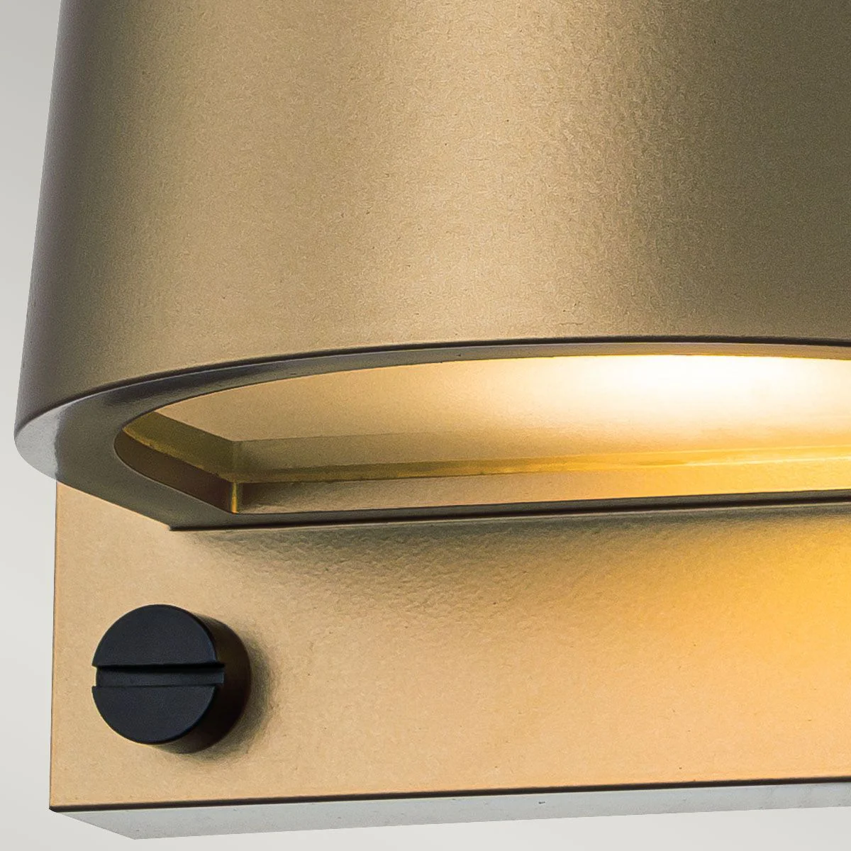 Scout 1lt Small Wall Light - Painted Heritage Brass/ Satin White - Image 5