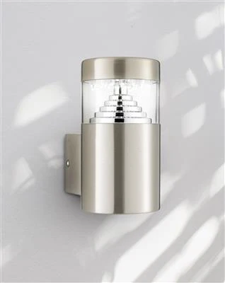 BROOKLYN STAINLESS STEEL IP44 30 LED OUTDOOR WALL LIGHT WITH CLEAR POLYCARBONATE DIFFUSER - Image 6