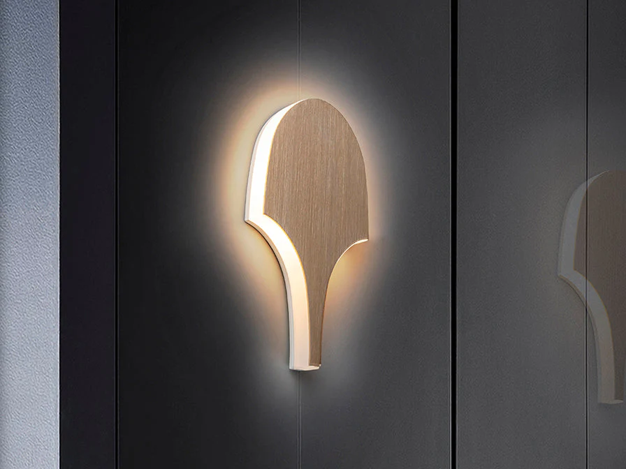 Serea Interlocking LED Wall Light - Wood Finish - Image 2
