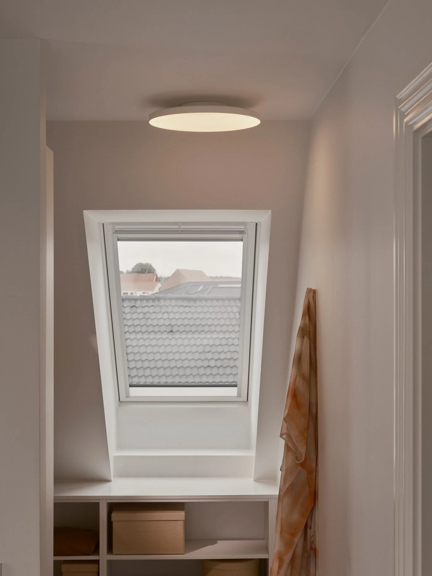 Serenova 28'/36'/41' Ceiling Light - Image 11